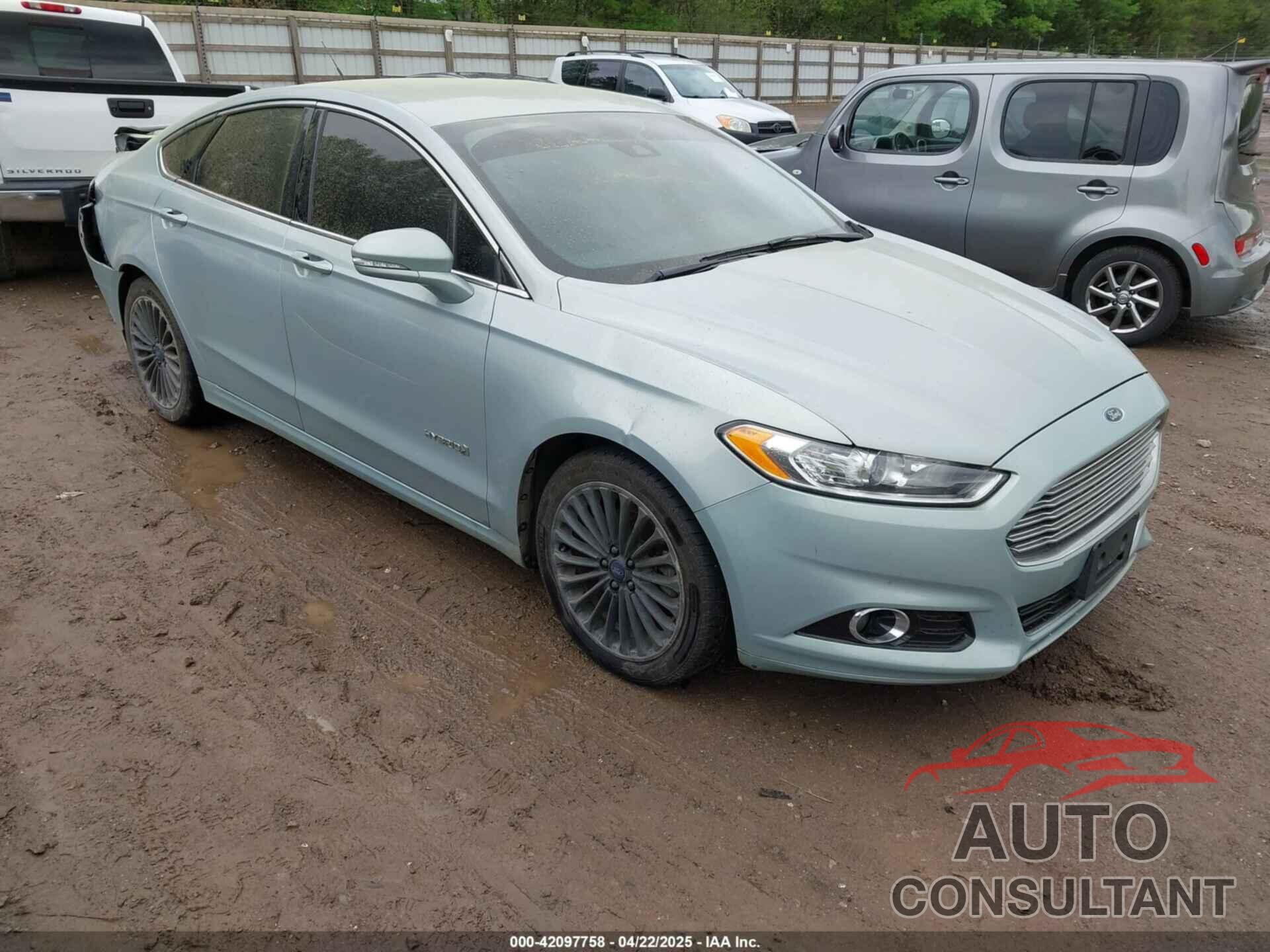FORD FUSION HYBRID 2013 - 3FA6P0RU5DR286001