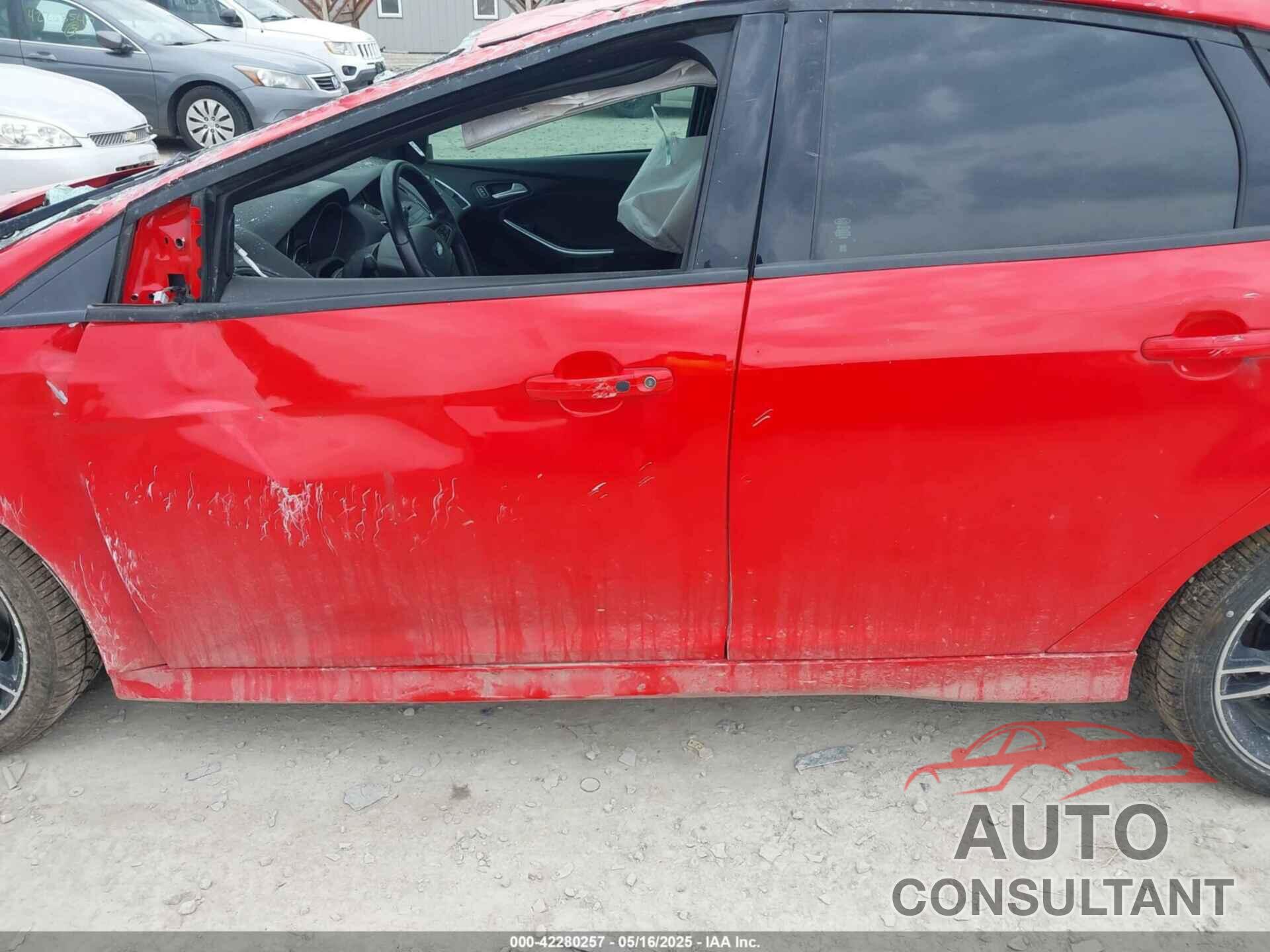 FORD FOCUS ST 2017 - 1FADP3L91HL328052