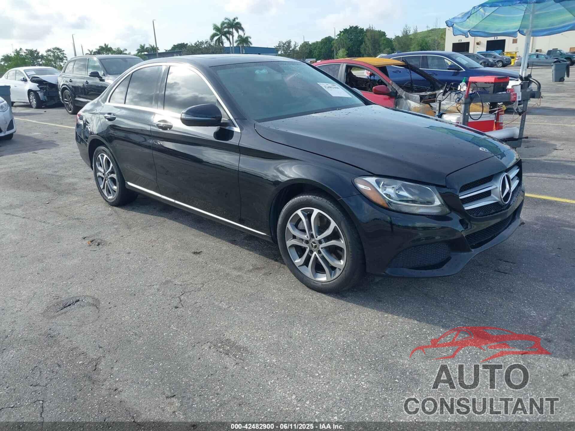 MERCEDES-BENZ C 2018 - 55SWF4KB8JU251817