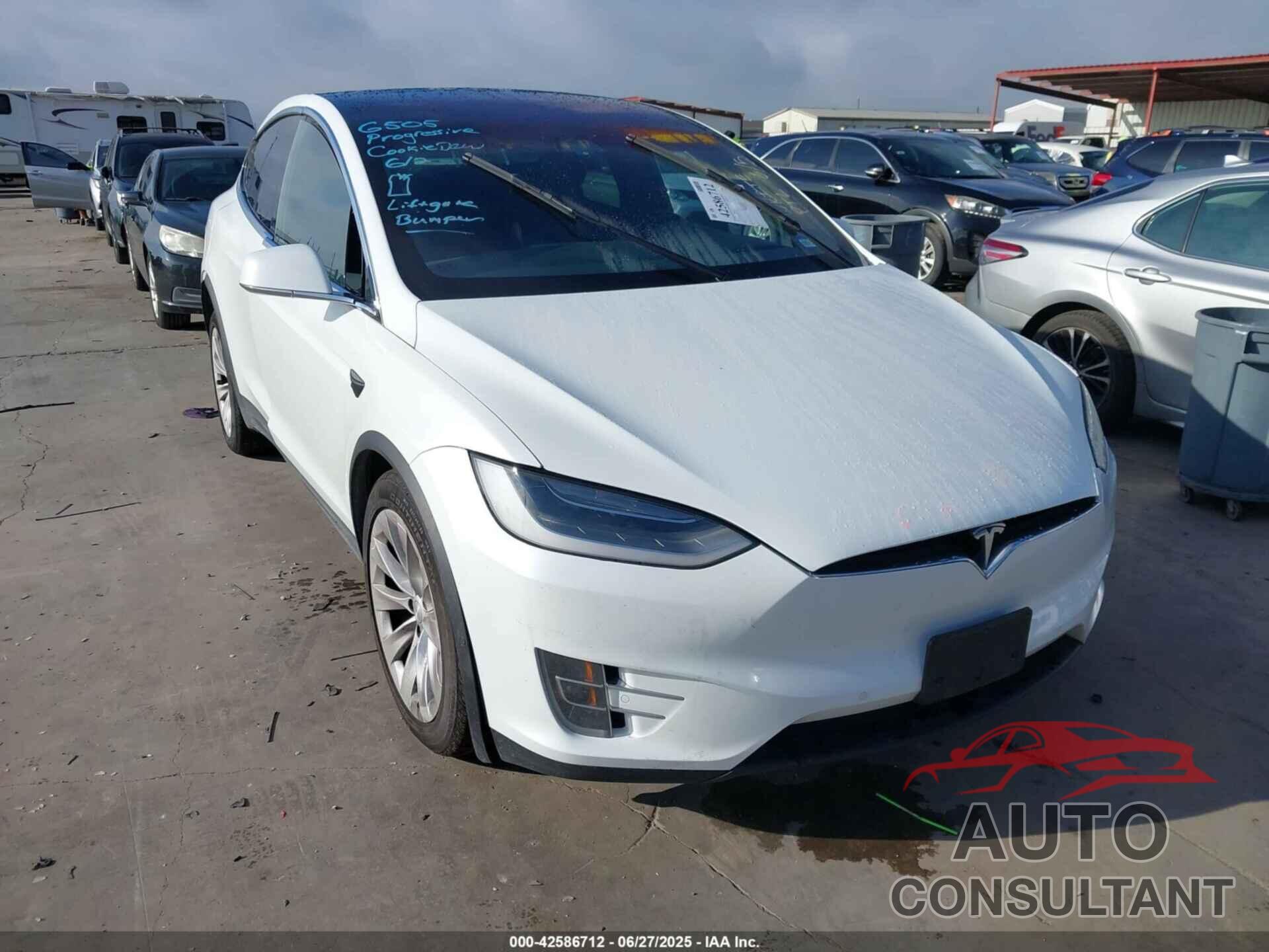 TESLA MODEL X 2017 - 5YJXCAE27HF043639