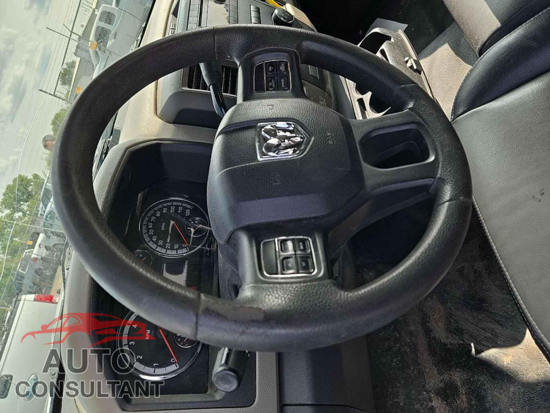 DODGE RAM 1500 2012 - 1C6RD7FT1CS274622