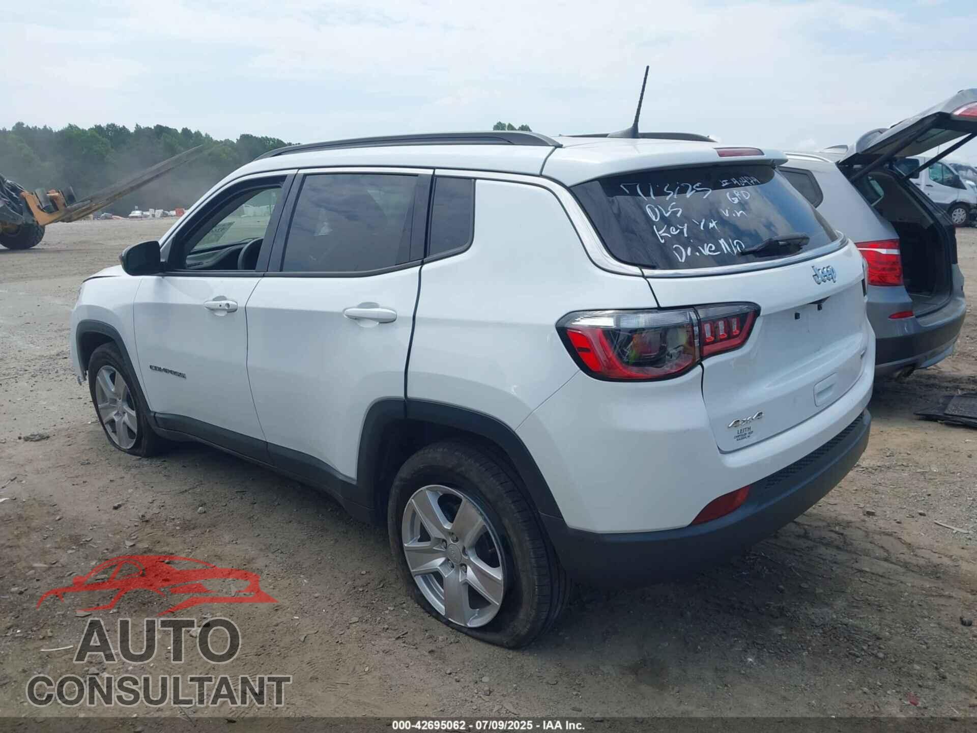 JEEP COMPASS 2022 - 3C4NJDBB9NT131396