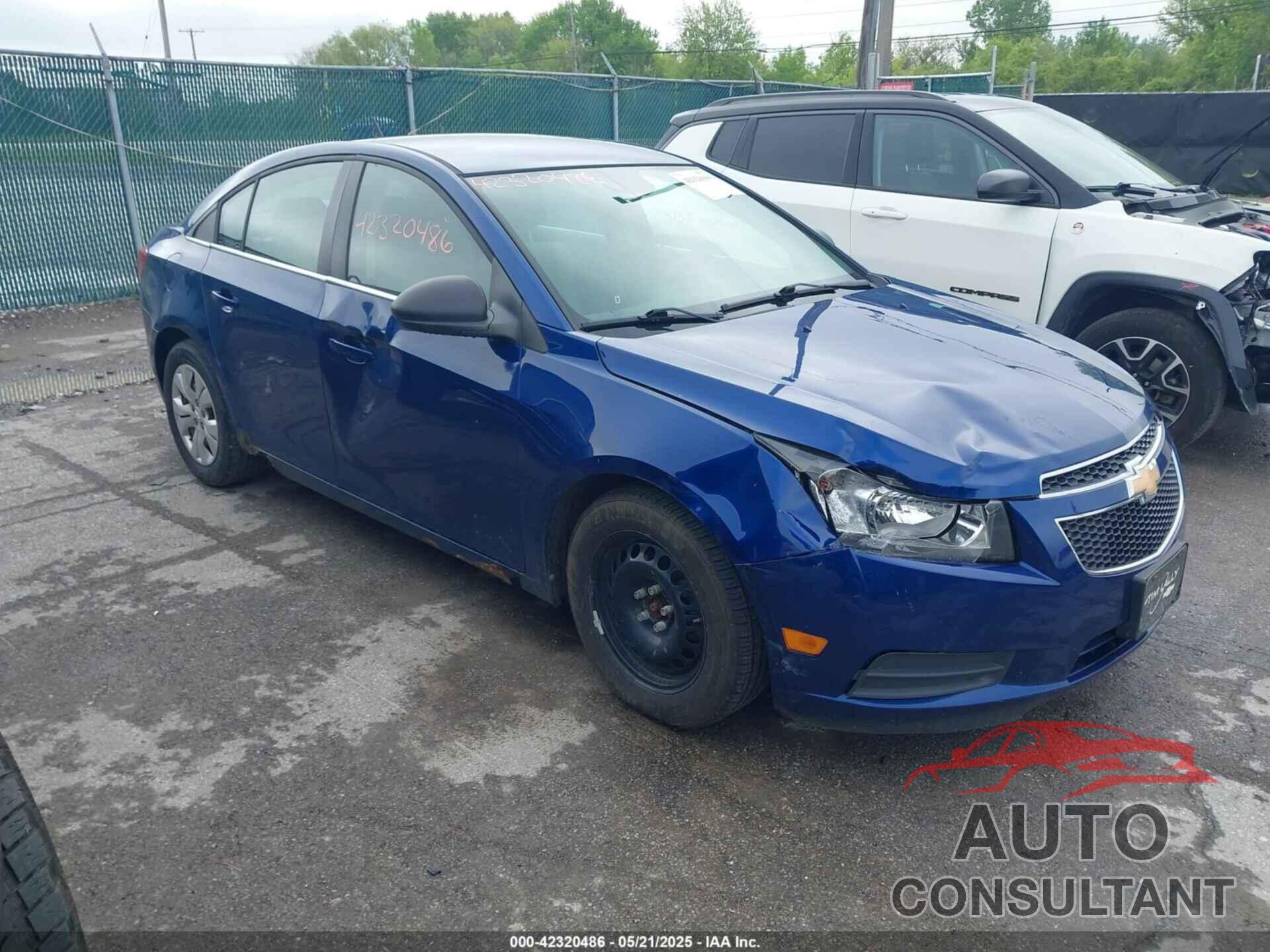 CHEVROLET CRUZE 2012 - 1G1PC5SH1C7400109