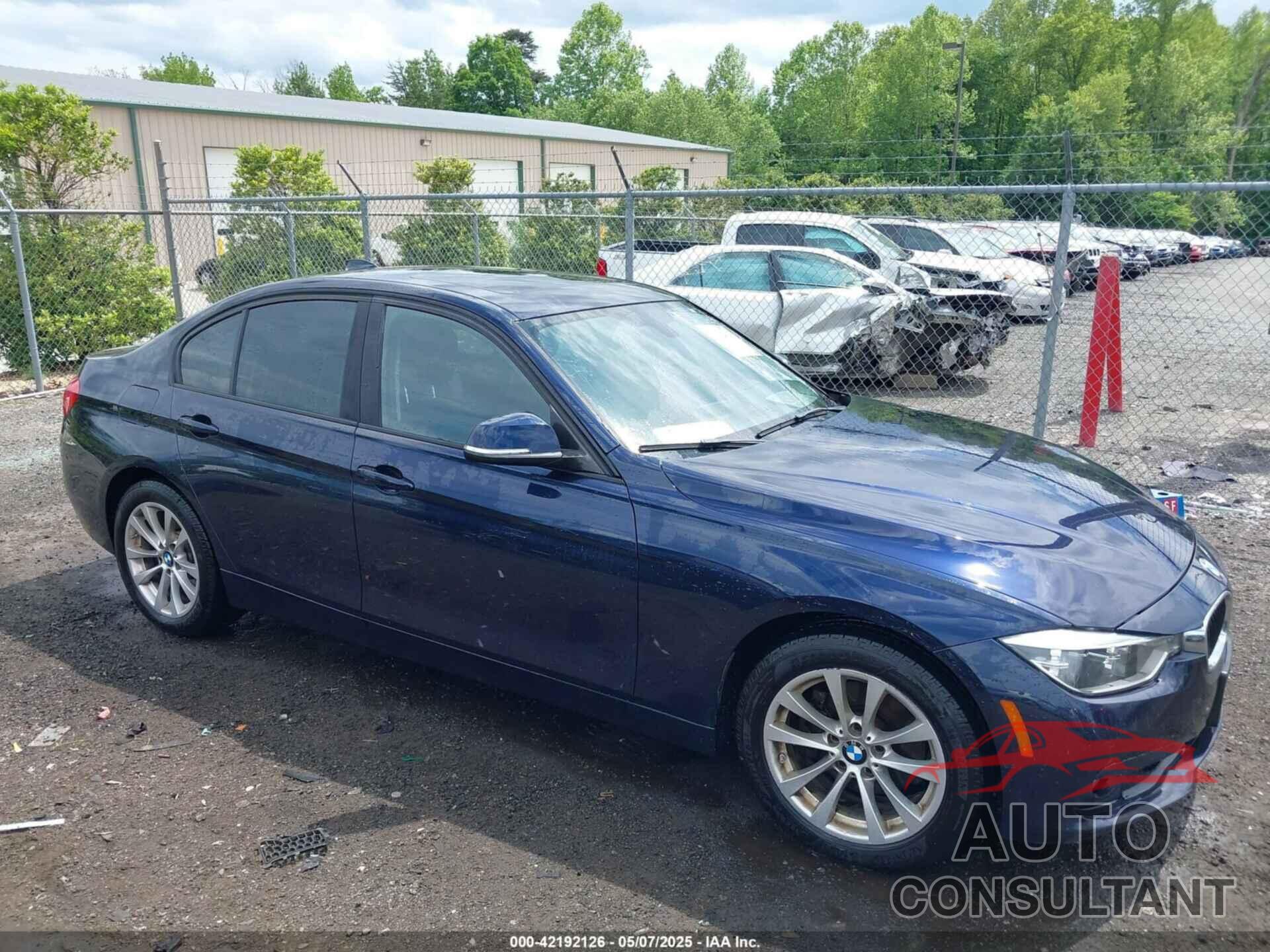 BMW 320I 2017 - WBA8E5G30HNU43603