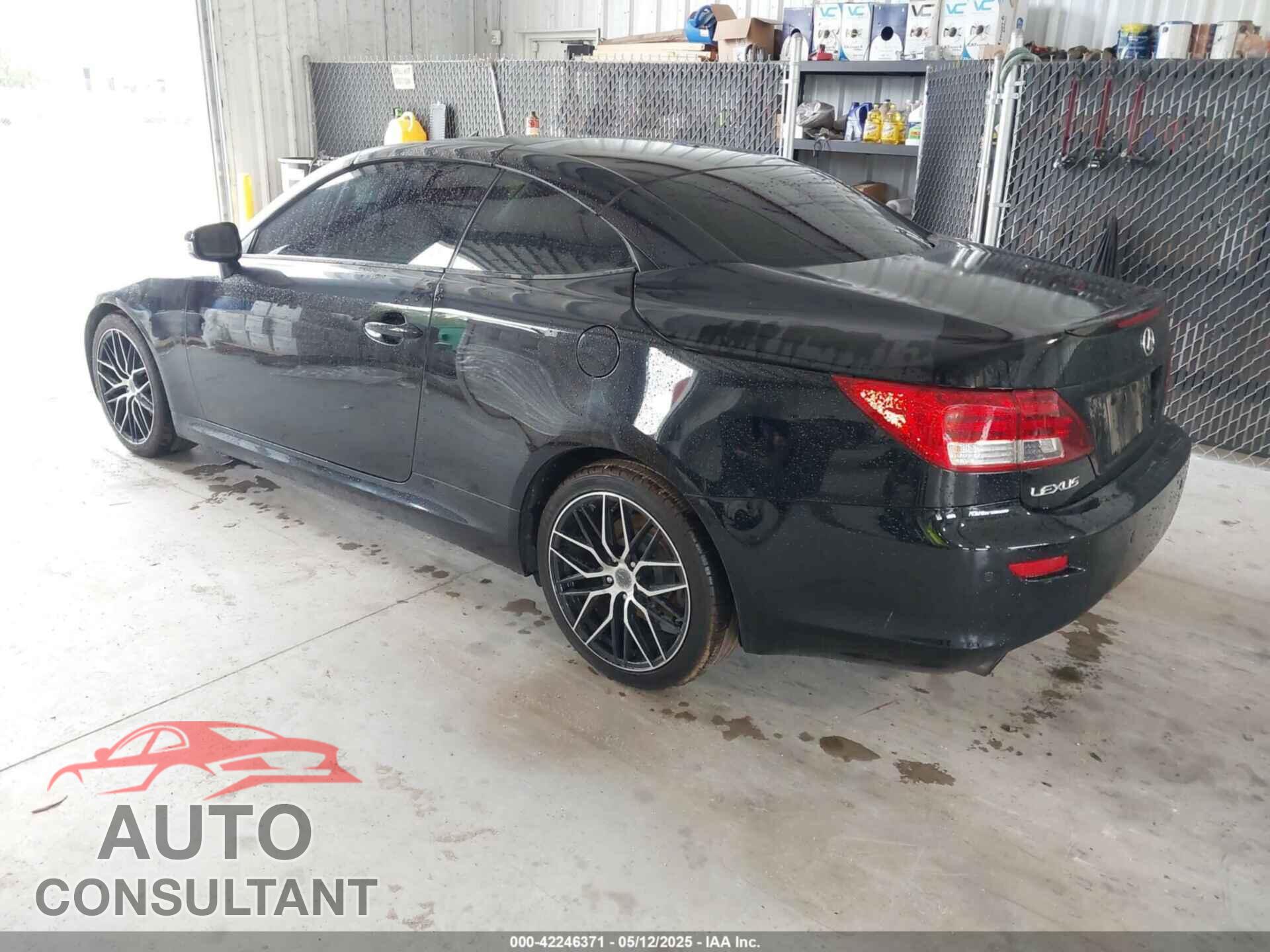 LEXUS IS 250C 2010 - JTHFF2C22A2513014