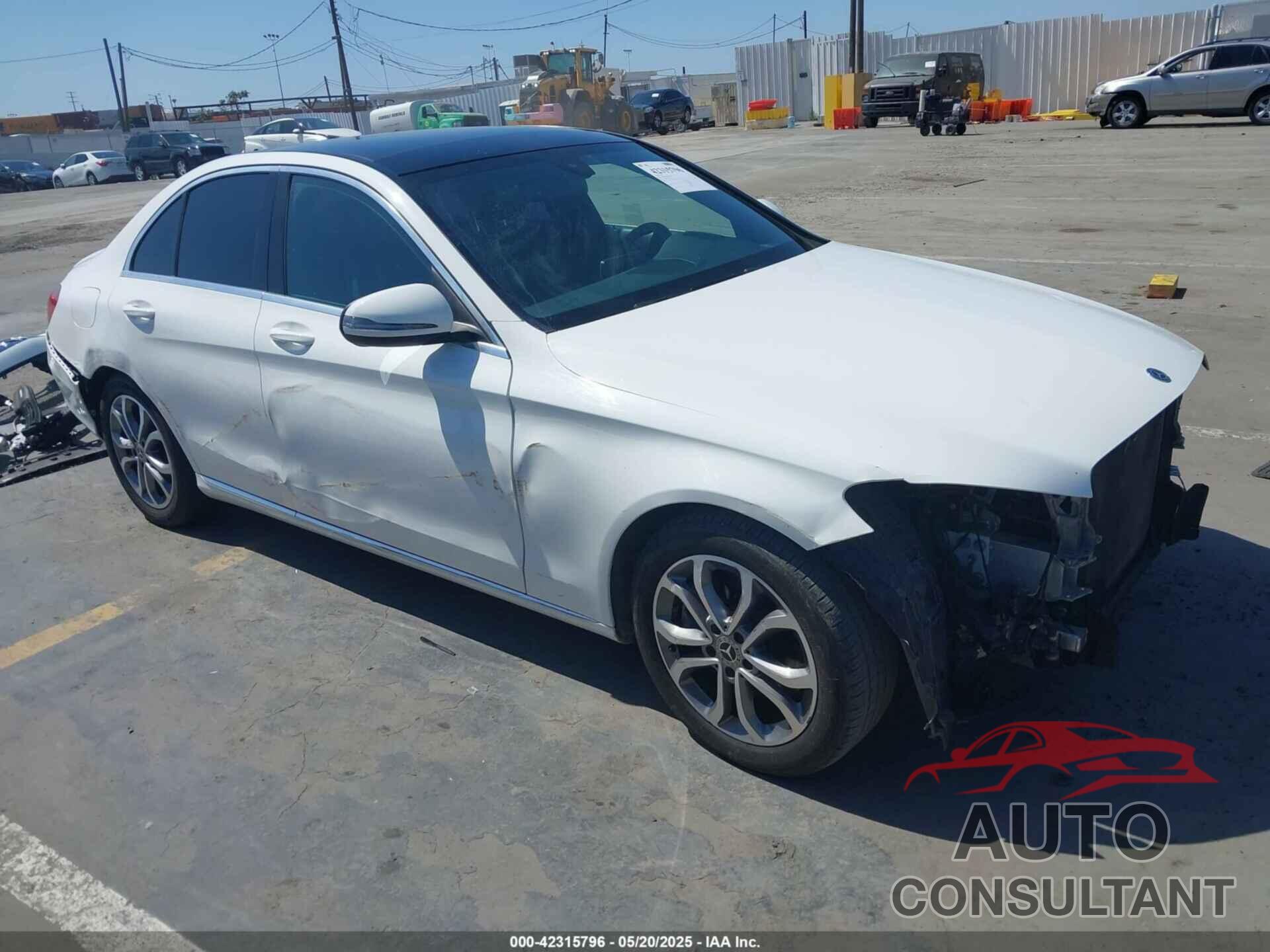 MERCEDES-BENZ C 300 2018 - 55SWF4JB8JU272135