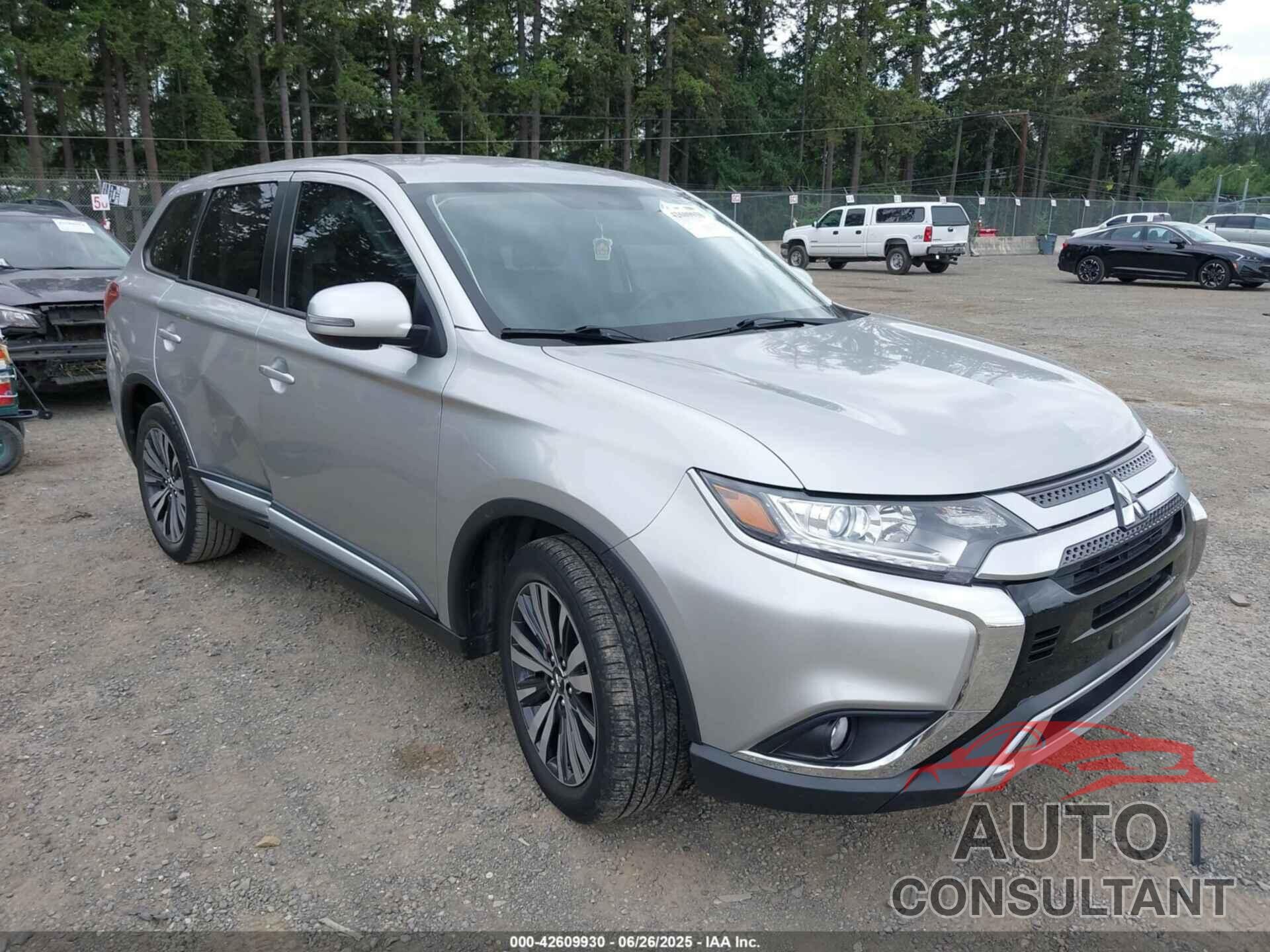 MITSUBISHI OUTLANDER 2019 - JA4AD3A38KZ046672