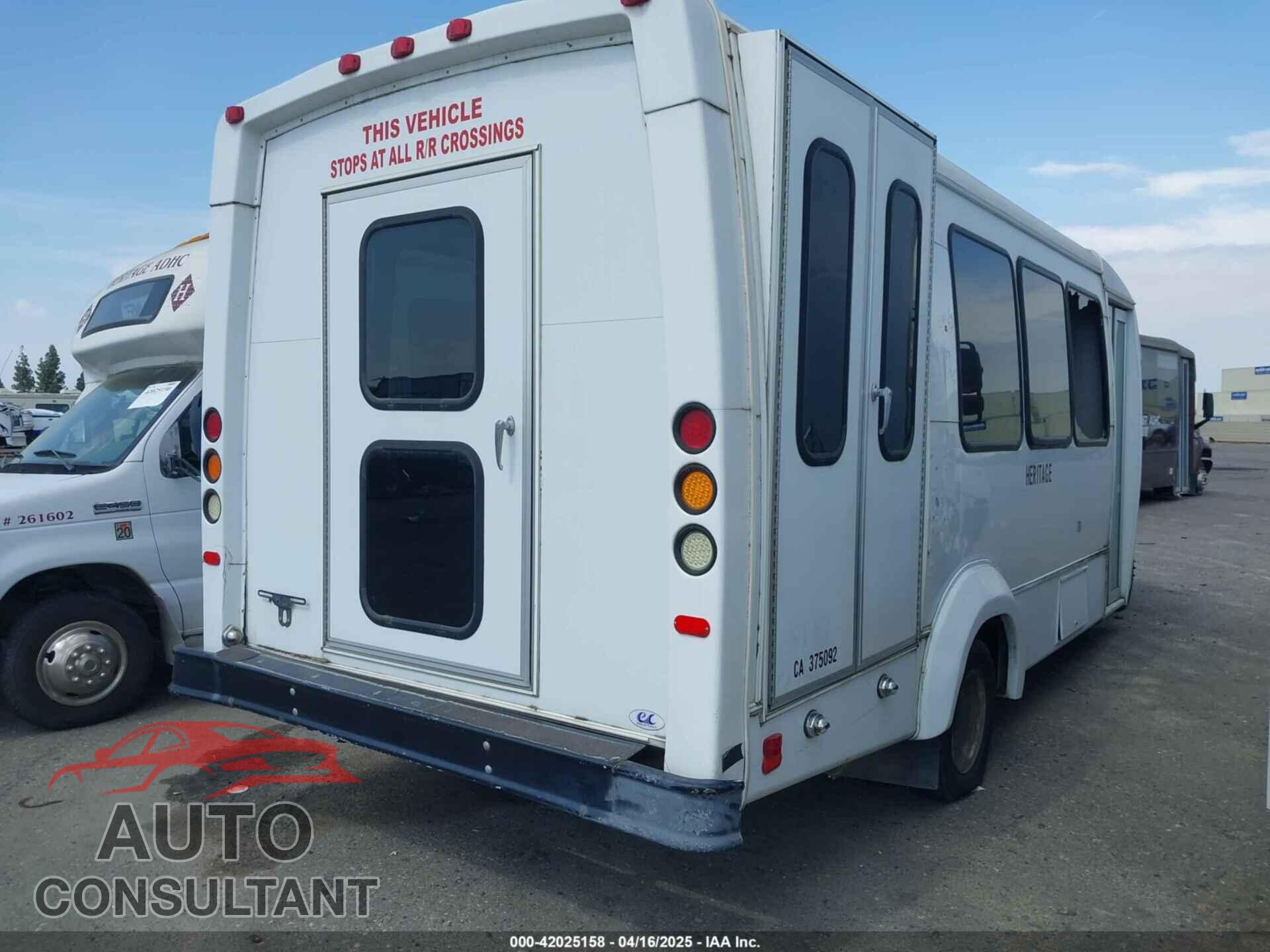 FORD E-450 CUTAWAY 2011 - 1FDFE4FS9BDA63245
