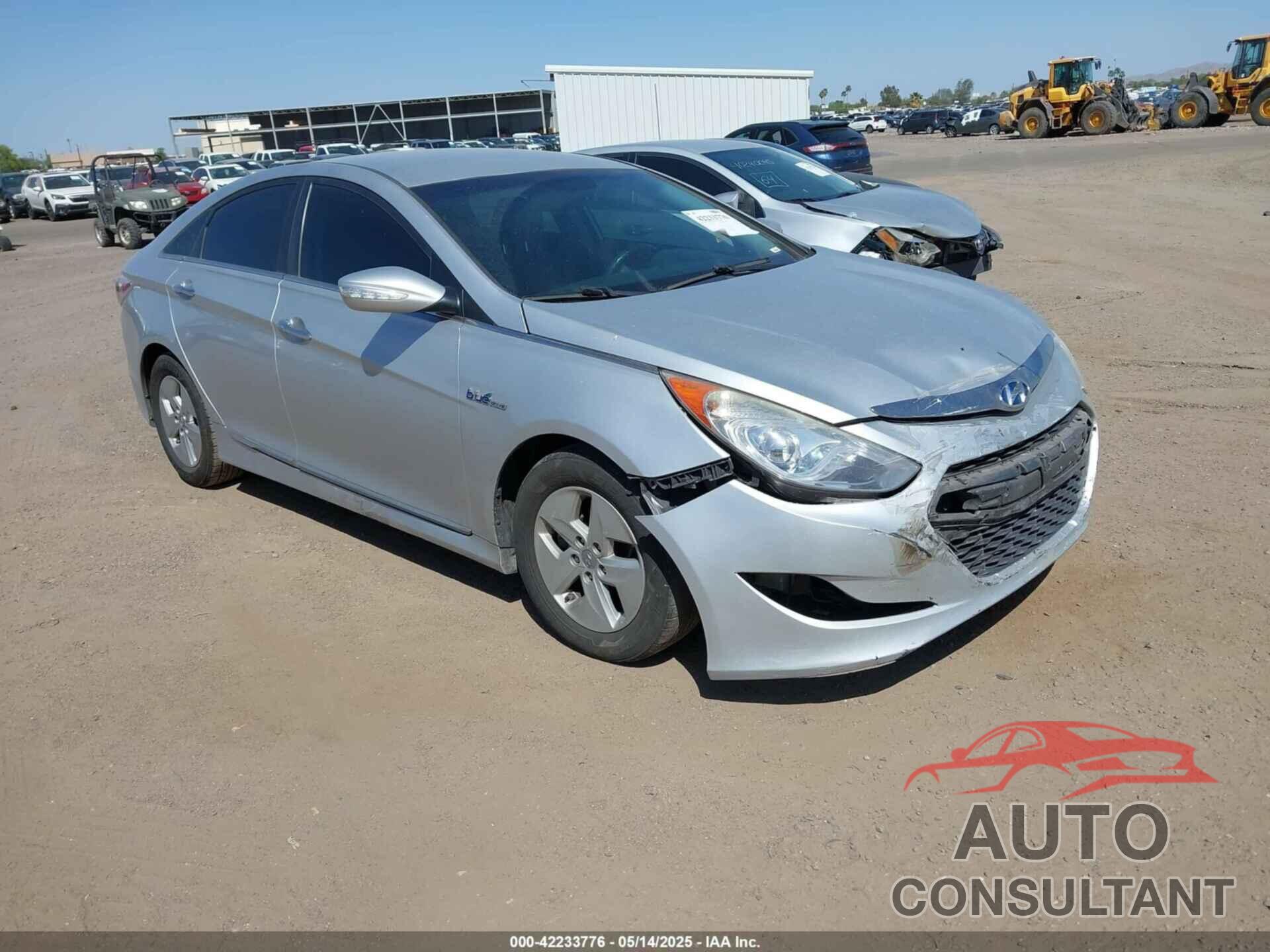 HYUNDAI SONATA HYBRID 2012 - KMHEC4A44CA059925