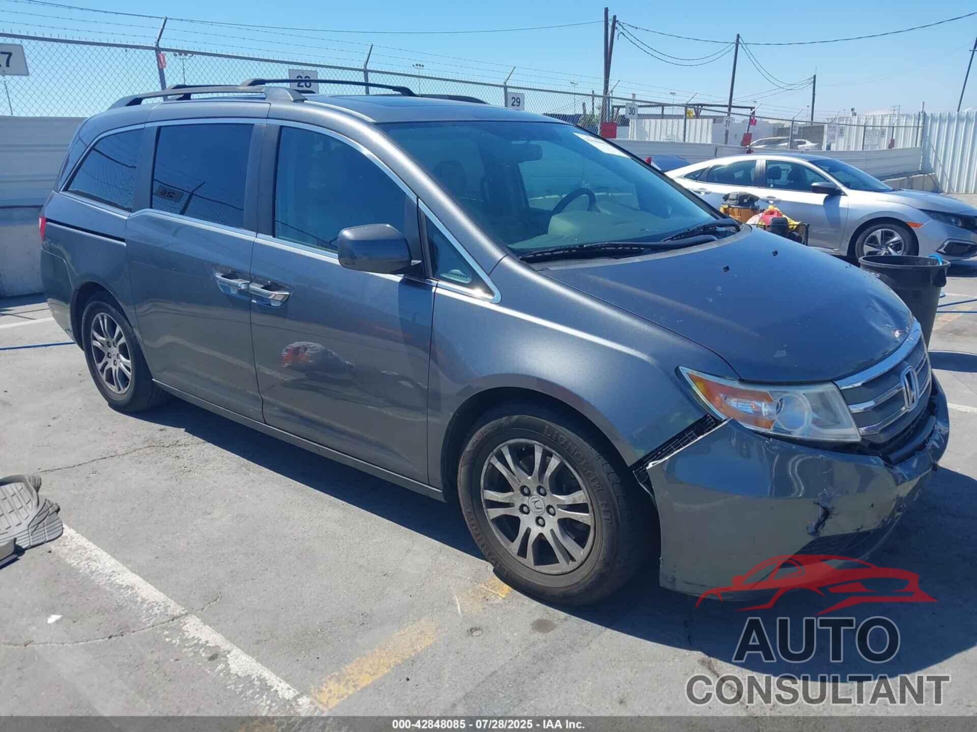 HONDA ODYSSEY 2013 - 5FNRL5H65DB014505