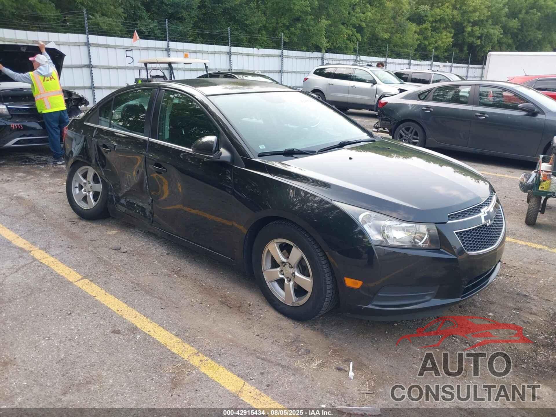 CHEVROLET CRUZE 2014 - 1G1PC5SBXE7285878