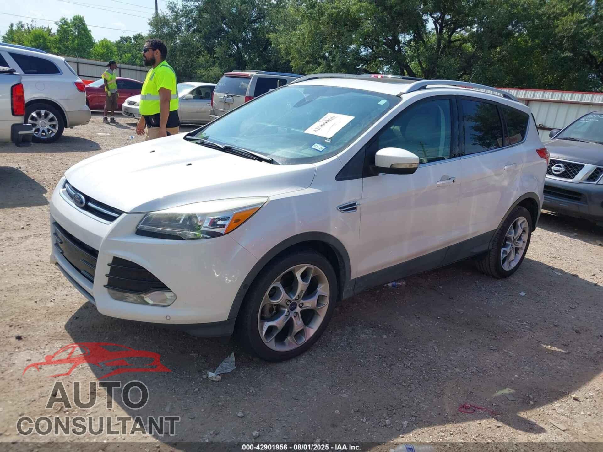 FORD ESCAPE 2016 - 1FMCU0J96GUA96889
