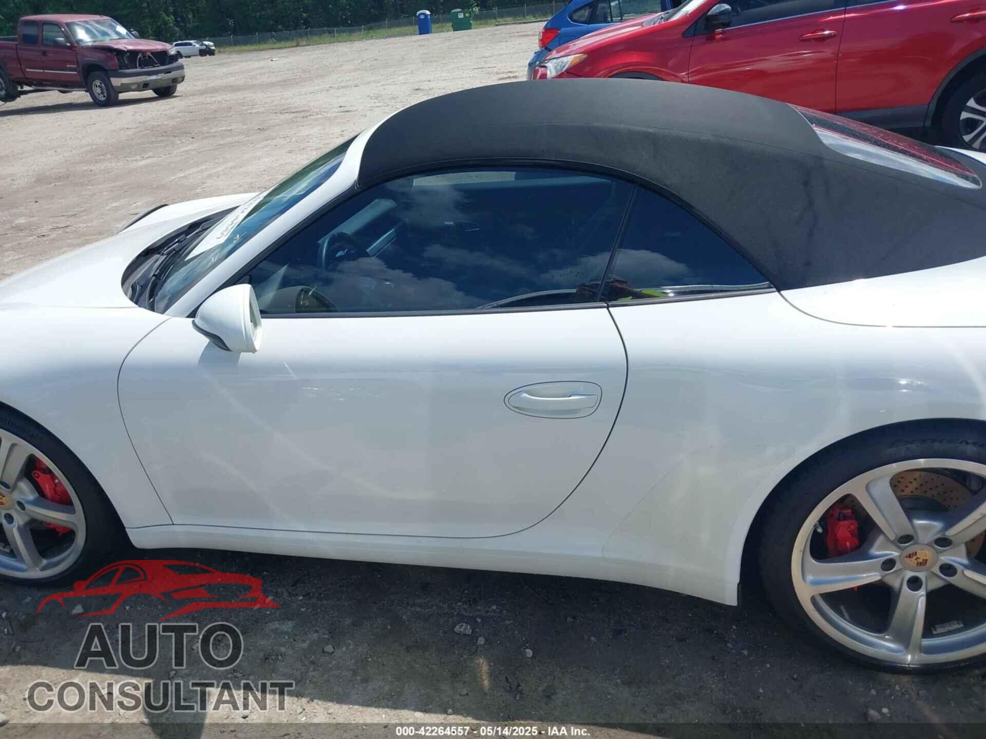 PORSCHE 911 2014 - WP0CB2A97ES154099