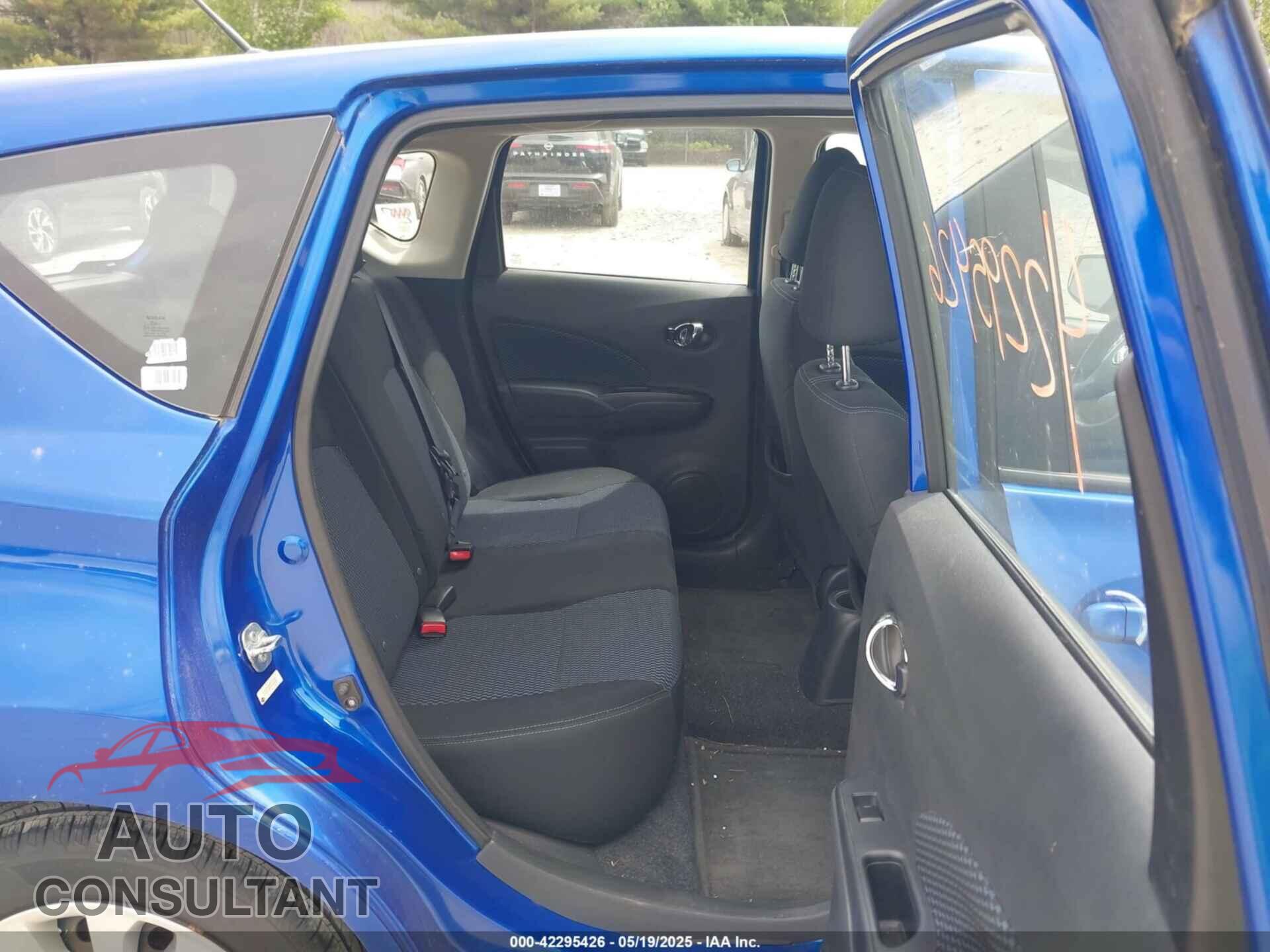 NISSAN VERSA NOTE 2015 - 3N1CE2CP1FL423302