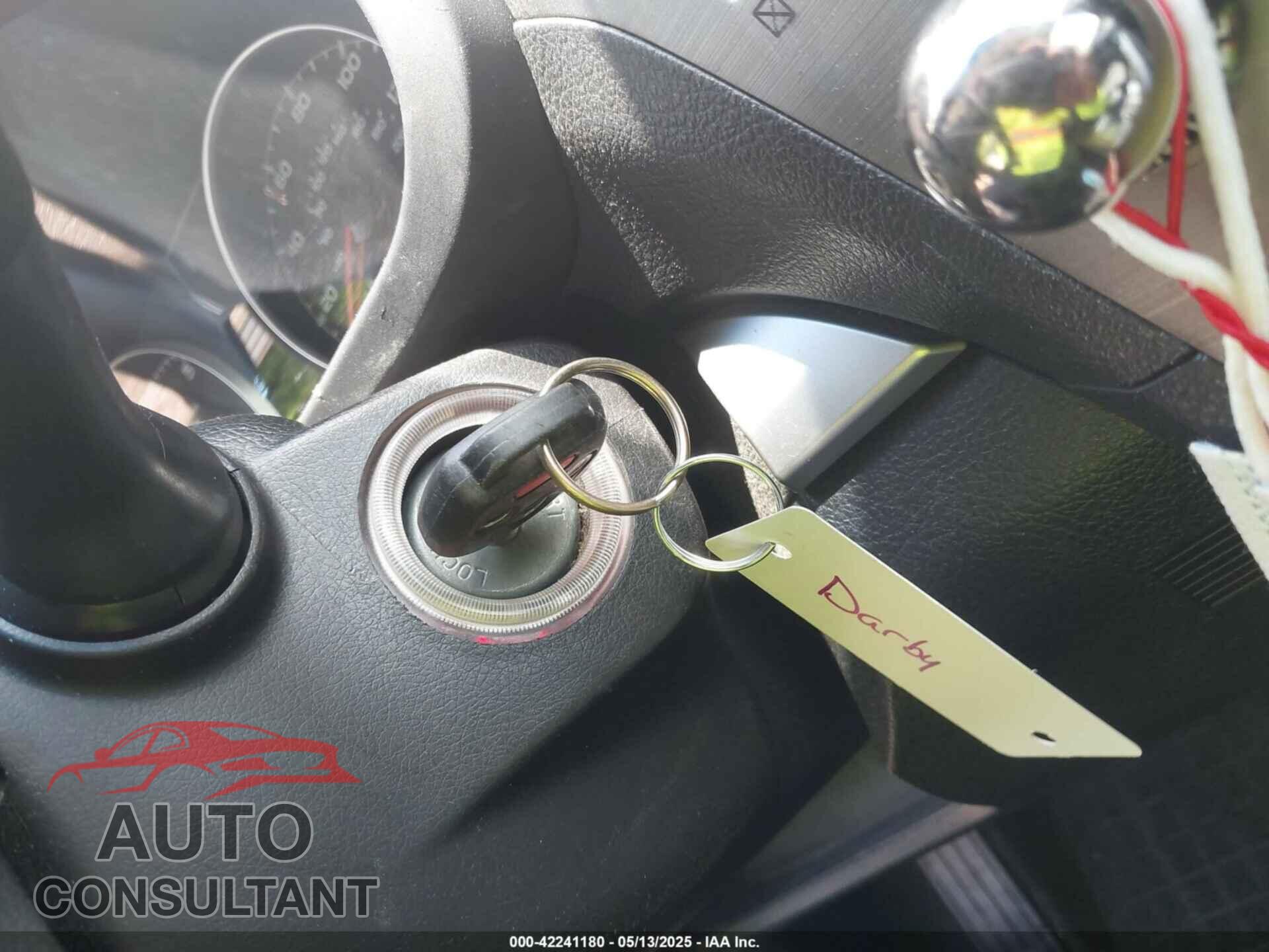 SUBARU OUTBACK 2014 - 4S4BRCCC8E3235527