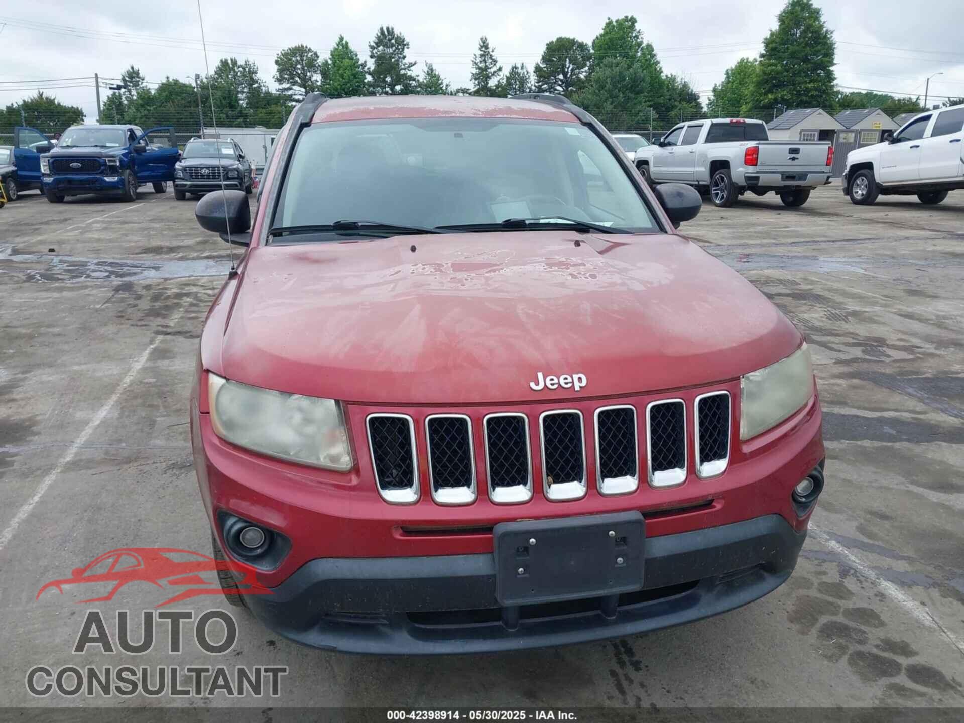 JEEP COMPASS 2011 - 1J4NF1FB3BD176095