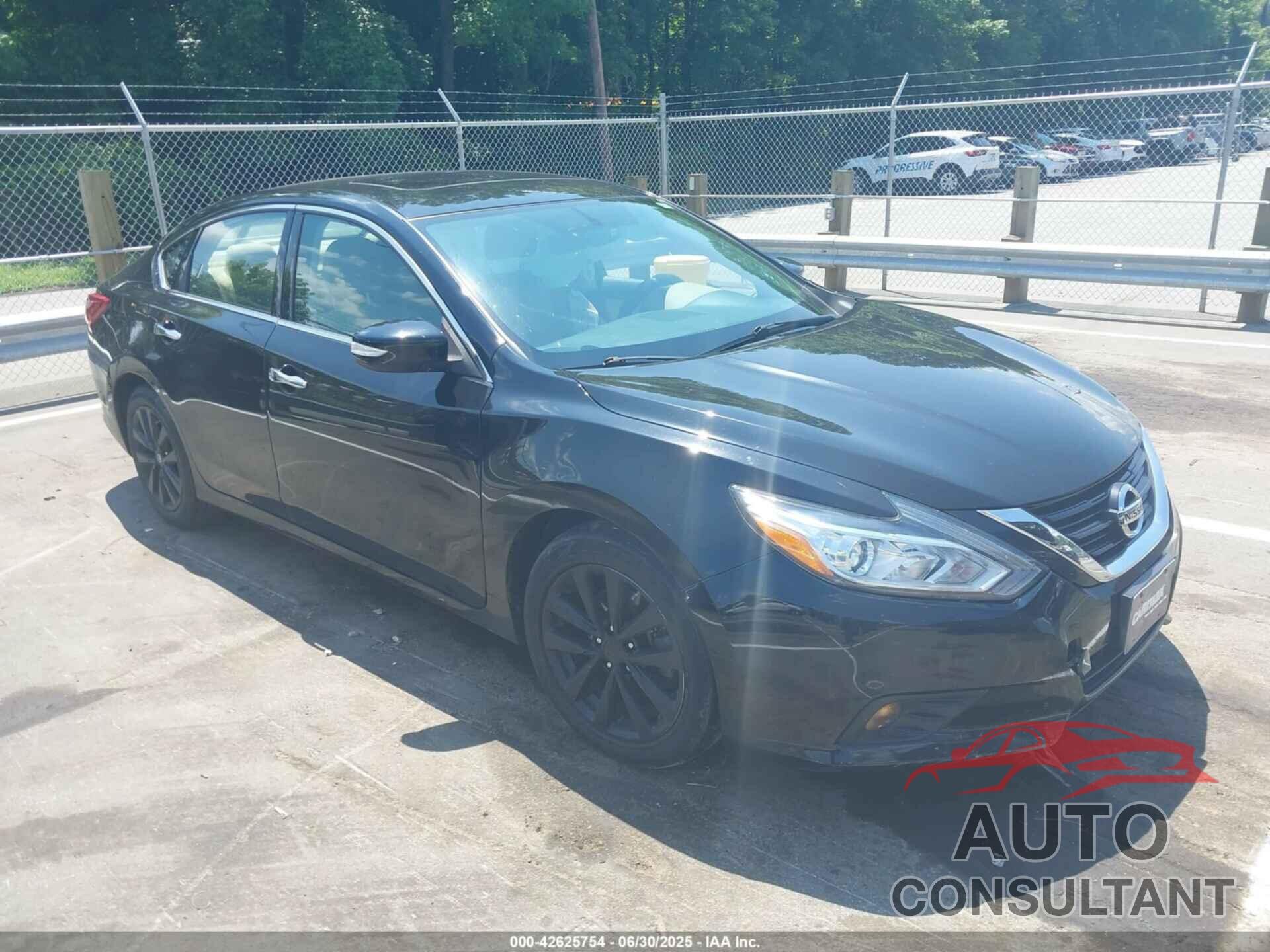 NISSAN ALTIMA 2018 - 1N4AL3AP3JC156340