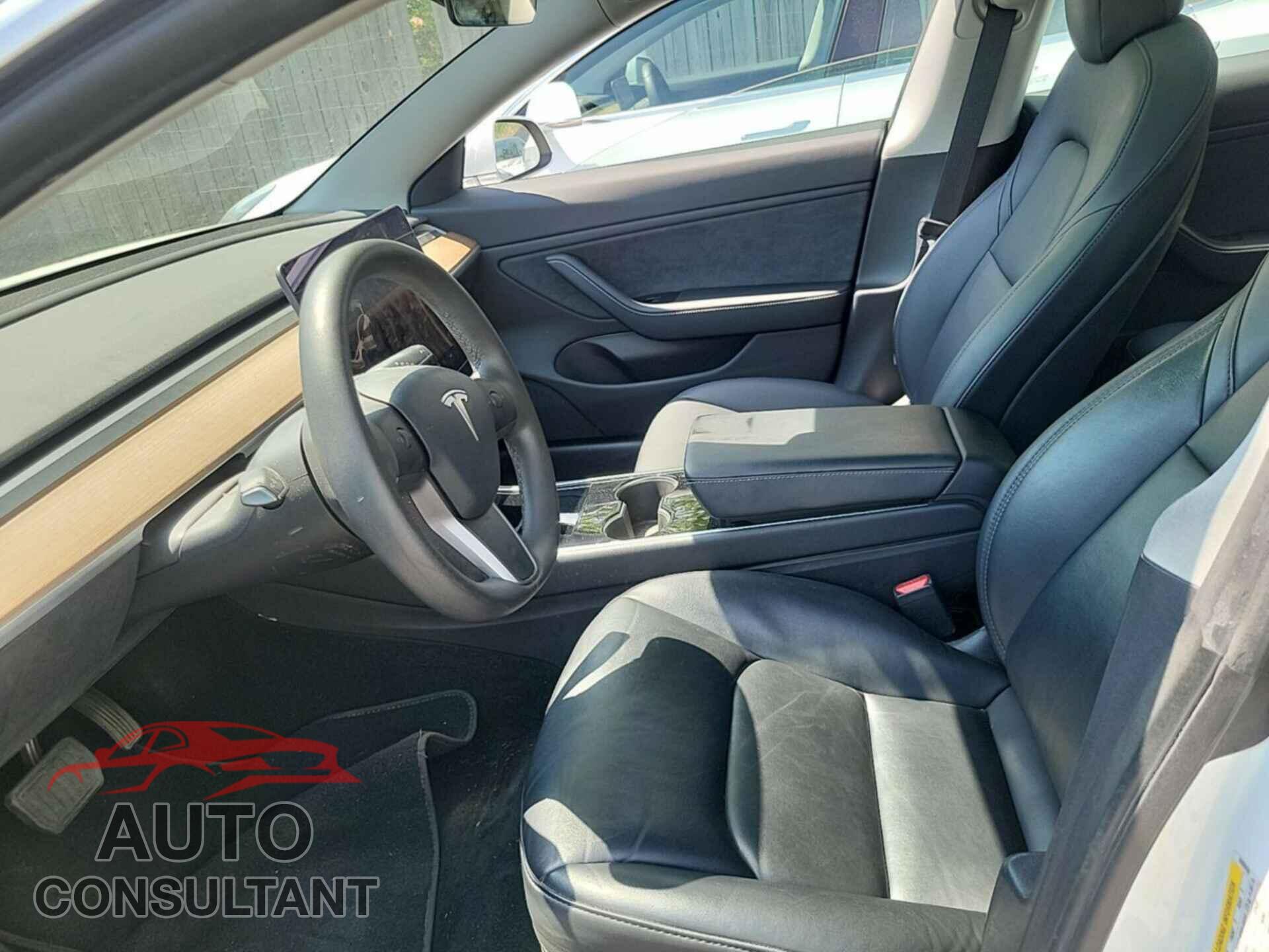 TESLA MODEL 3 2020 - 5YJ3E1EB6LF800998