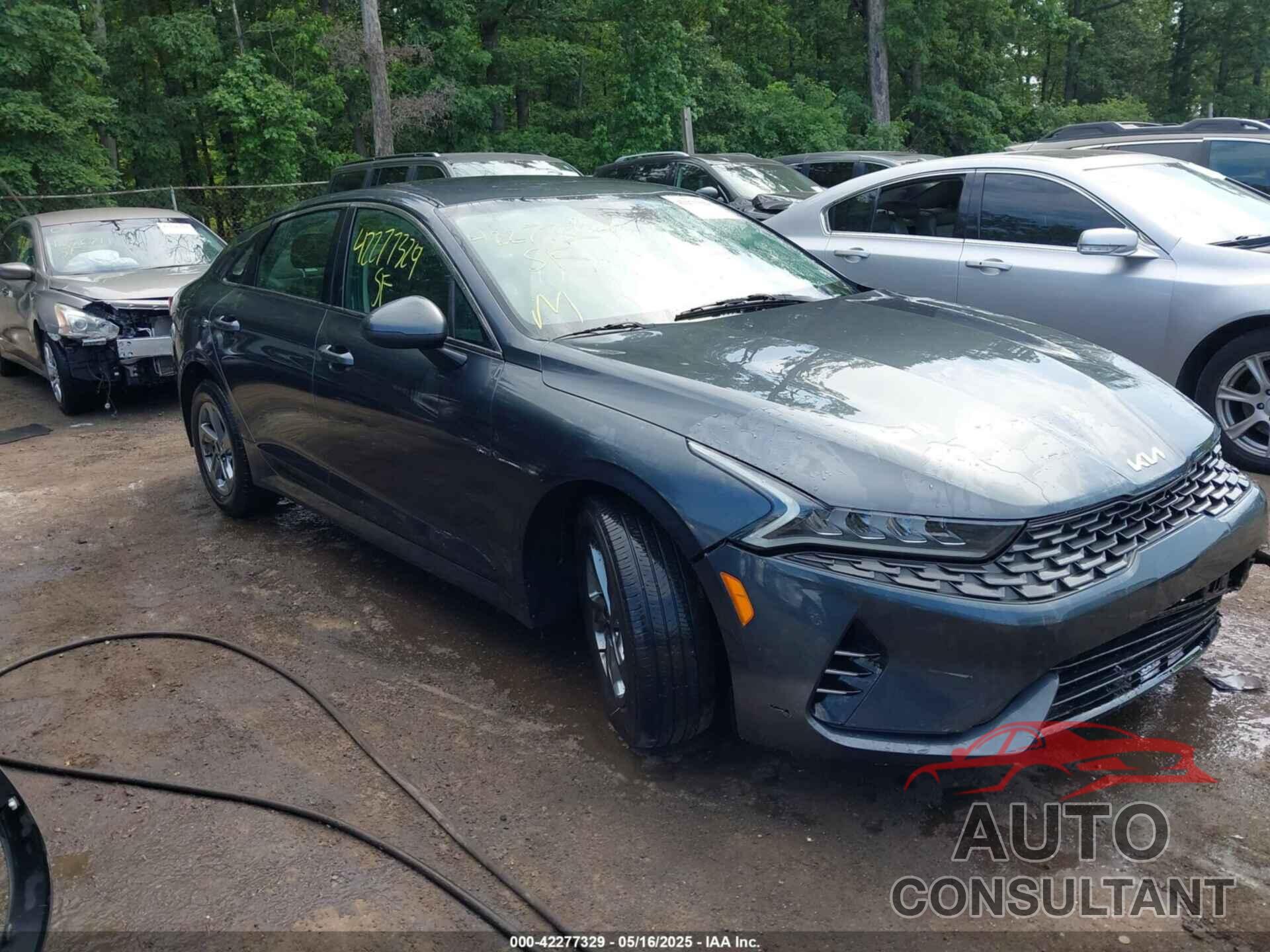 KIA K5 2022 - 5XXG14J29NG120064