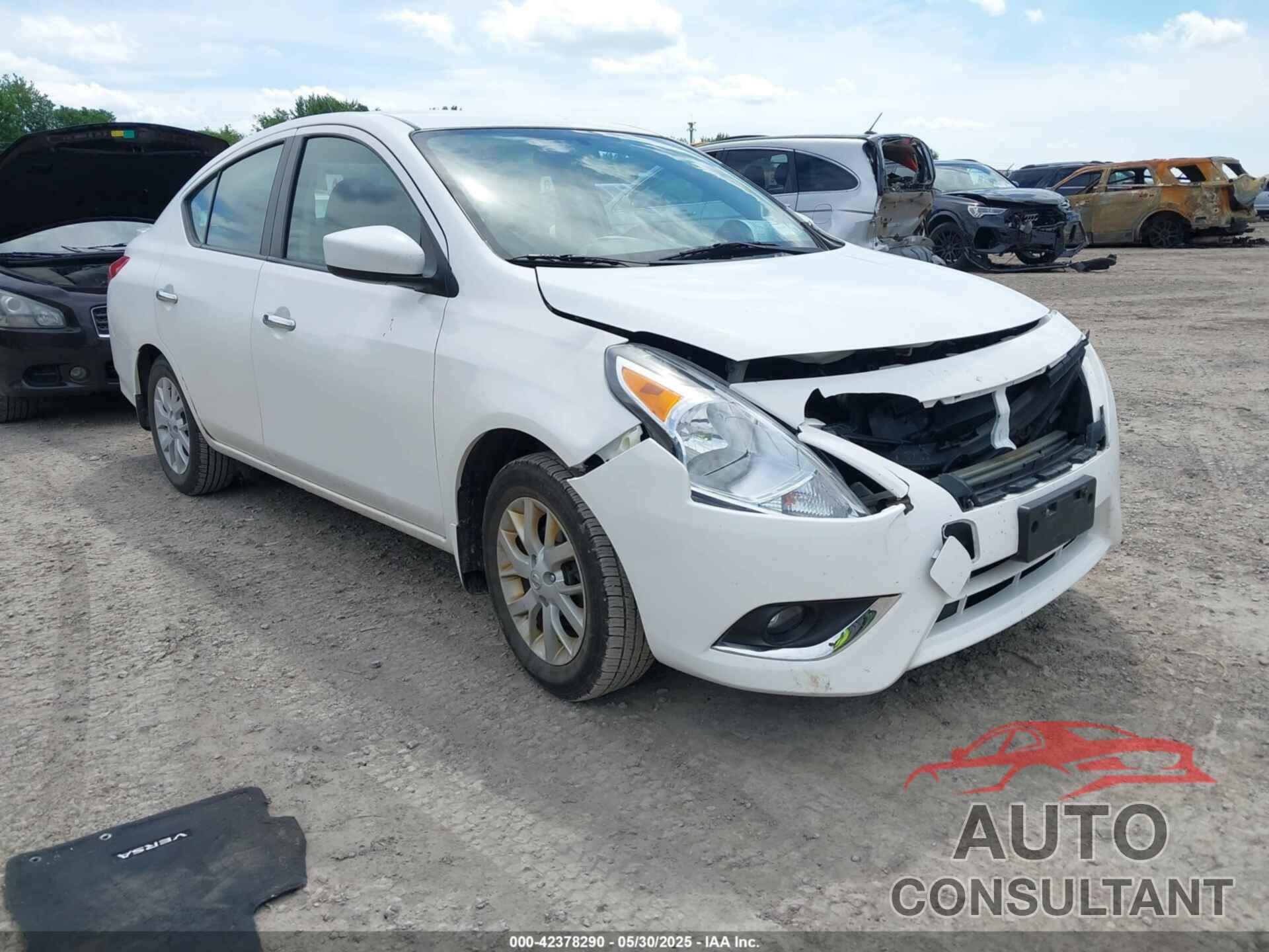 NISSAN VERSA 2017 - 3N1CN7AP6HL890217