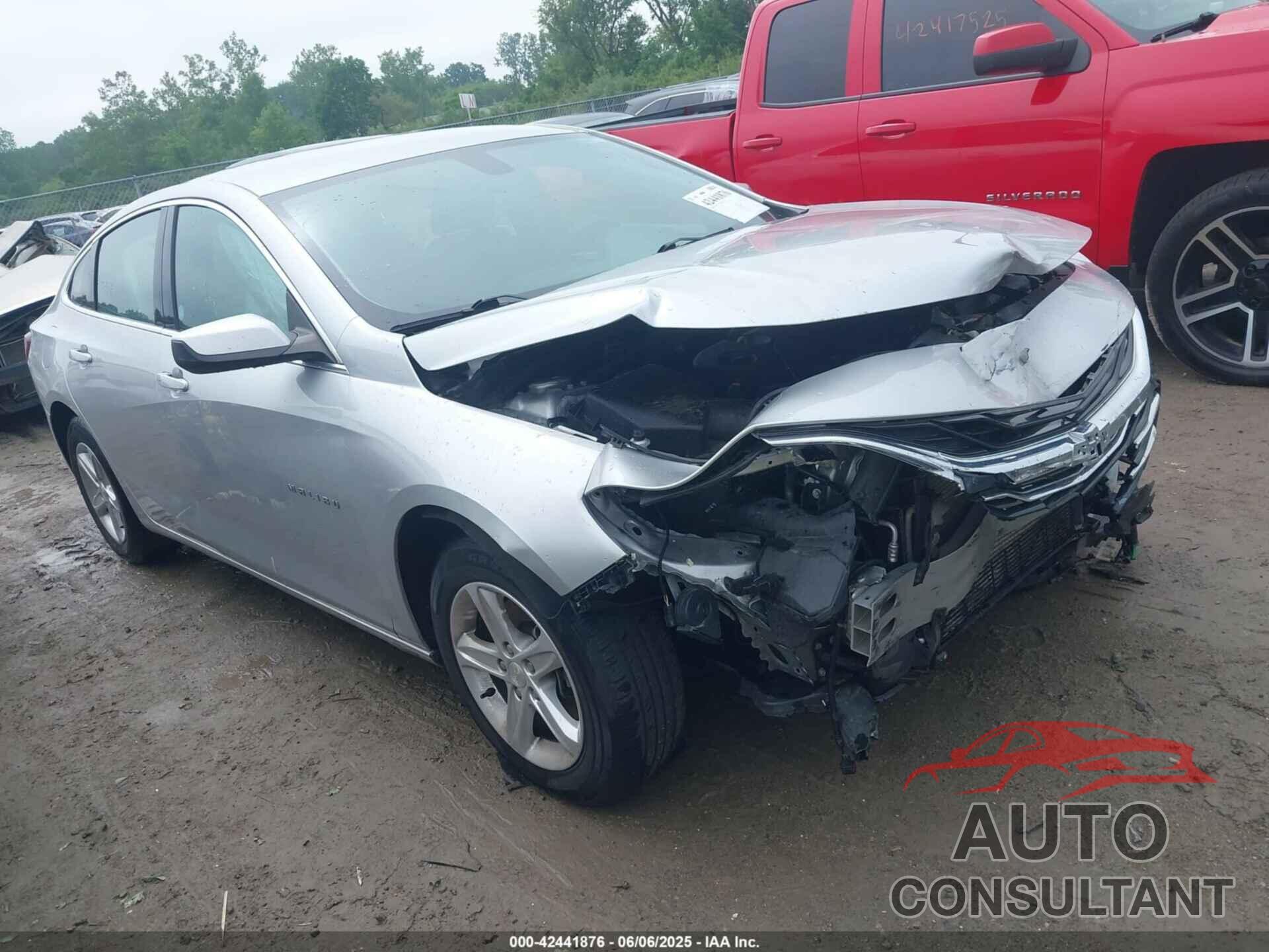 CHEVROLET MALIBU 2022 - 1G1ZD5ST1NF133721