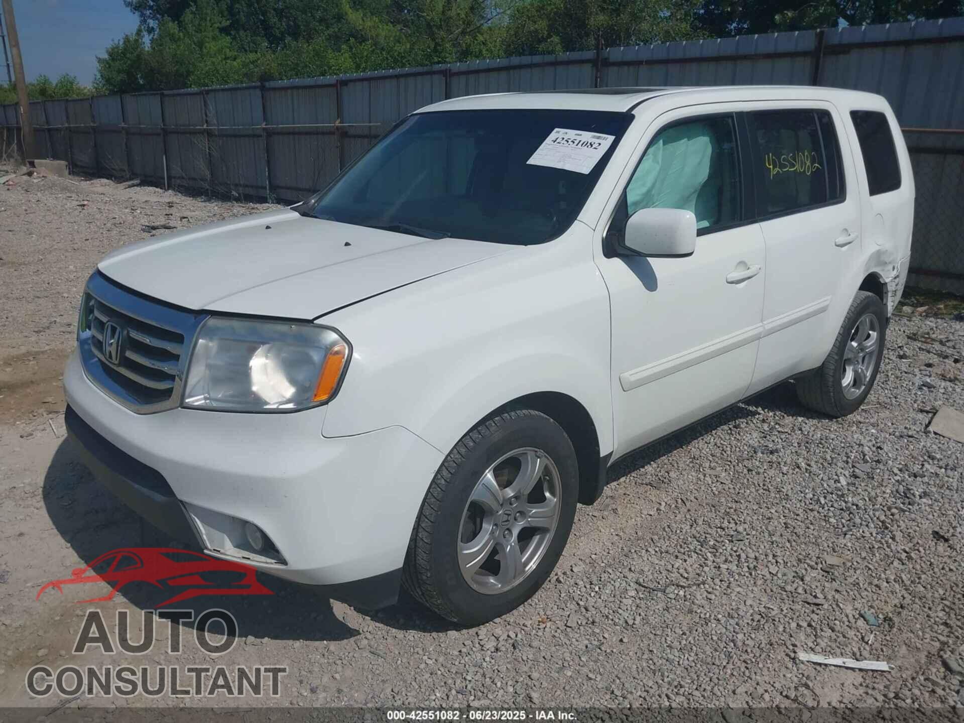HONDA PILOT 2015 - 5FNYF4H57FB009734