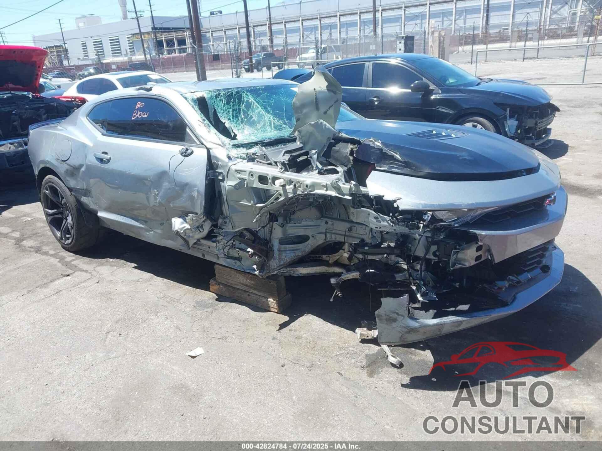 CHEVROLET CAMARO 2024 - 1G1FF1R73R0107239