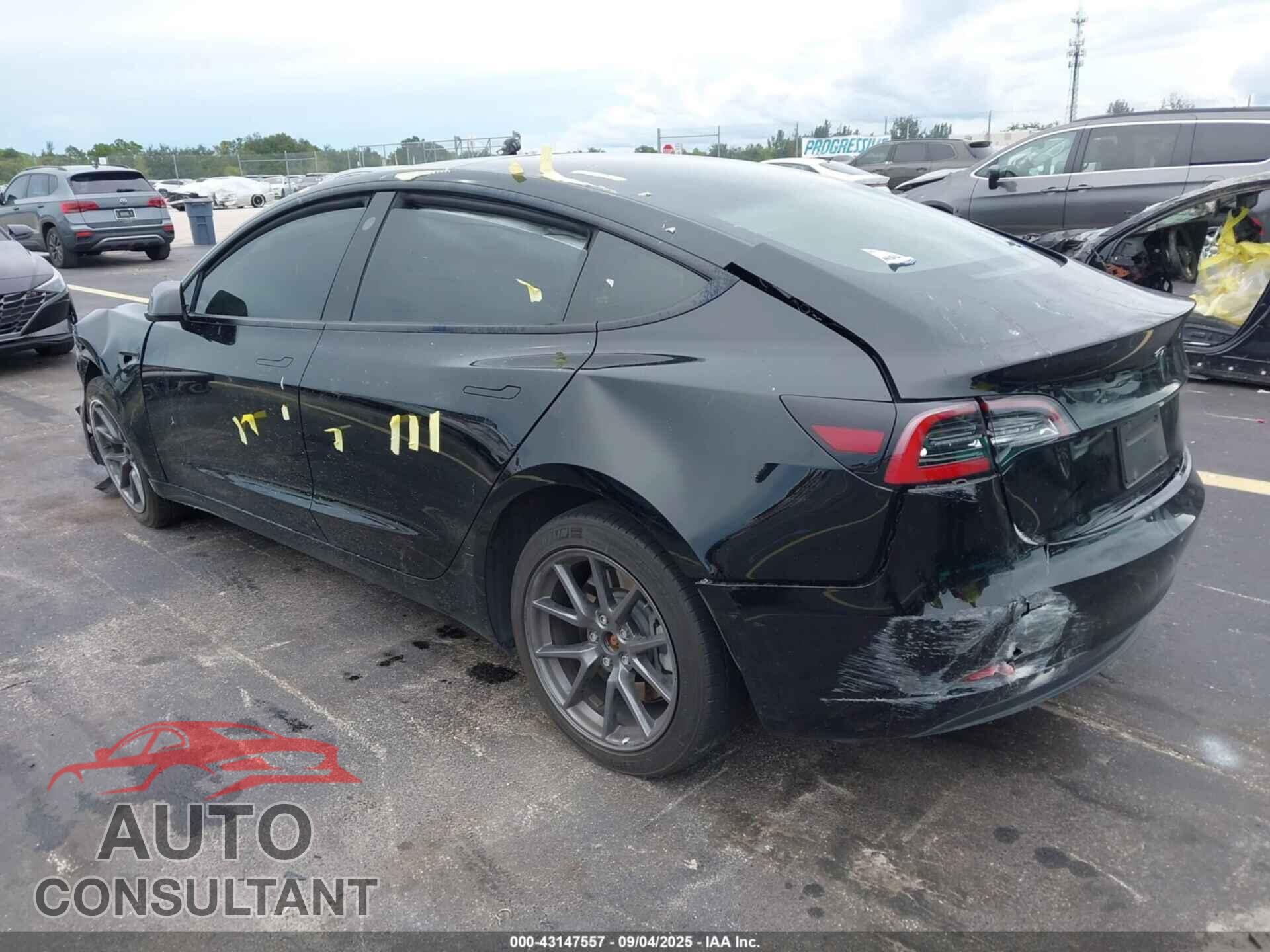 TESLA MODEL 3 2023 - 5YJ3E1EA6PF500035