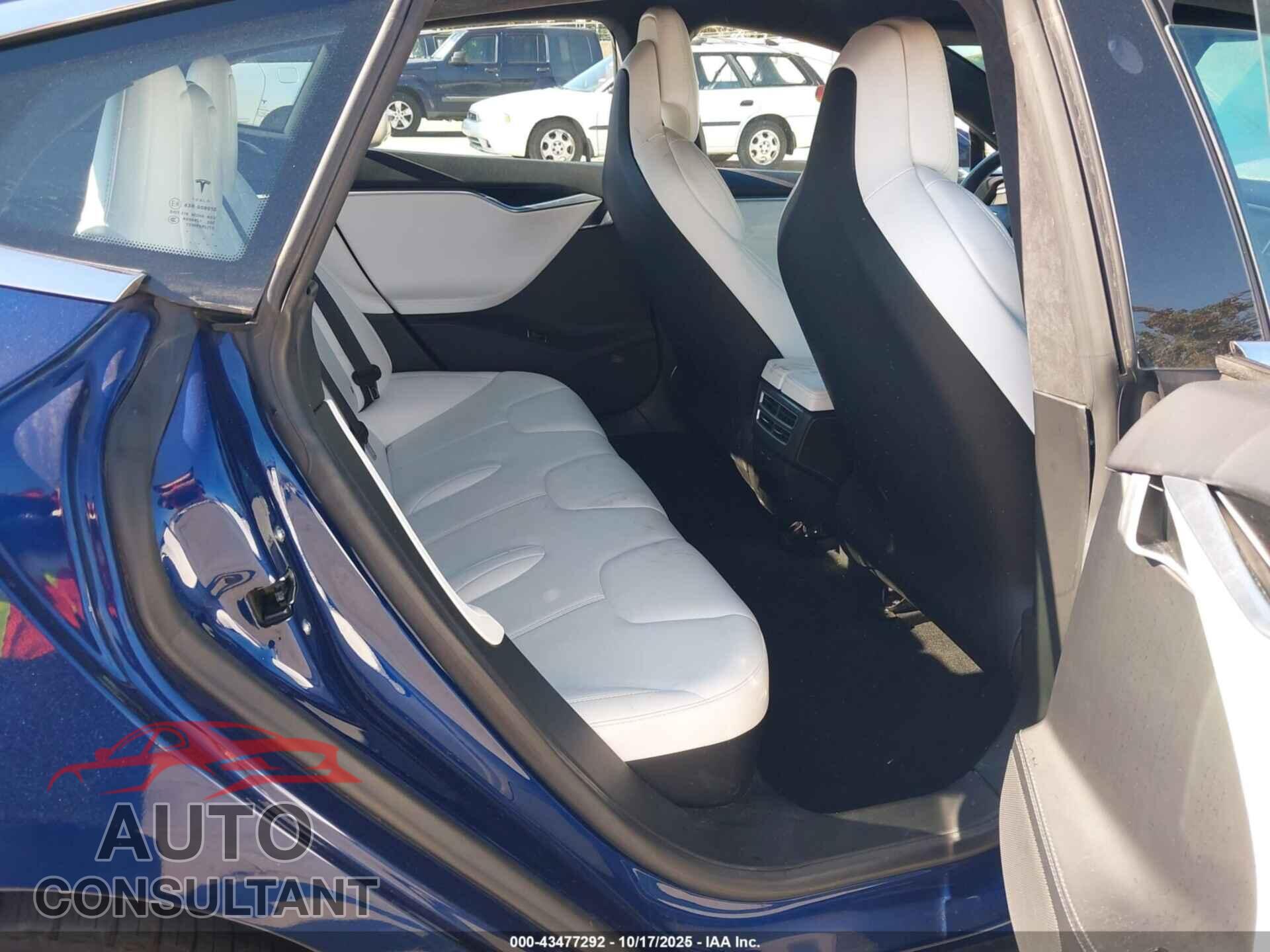 TESLA MODEL S 2017 - 5YJSA1E15HF190839