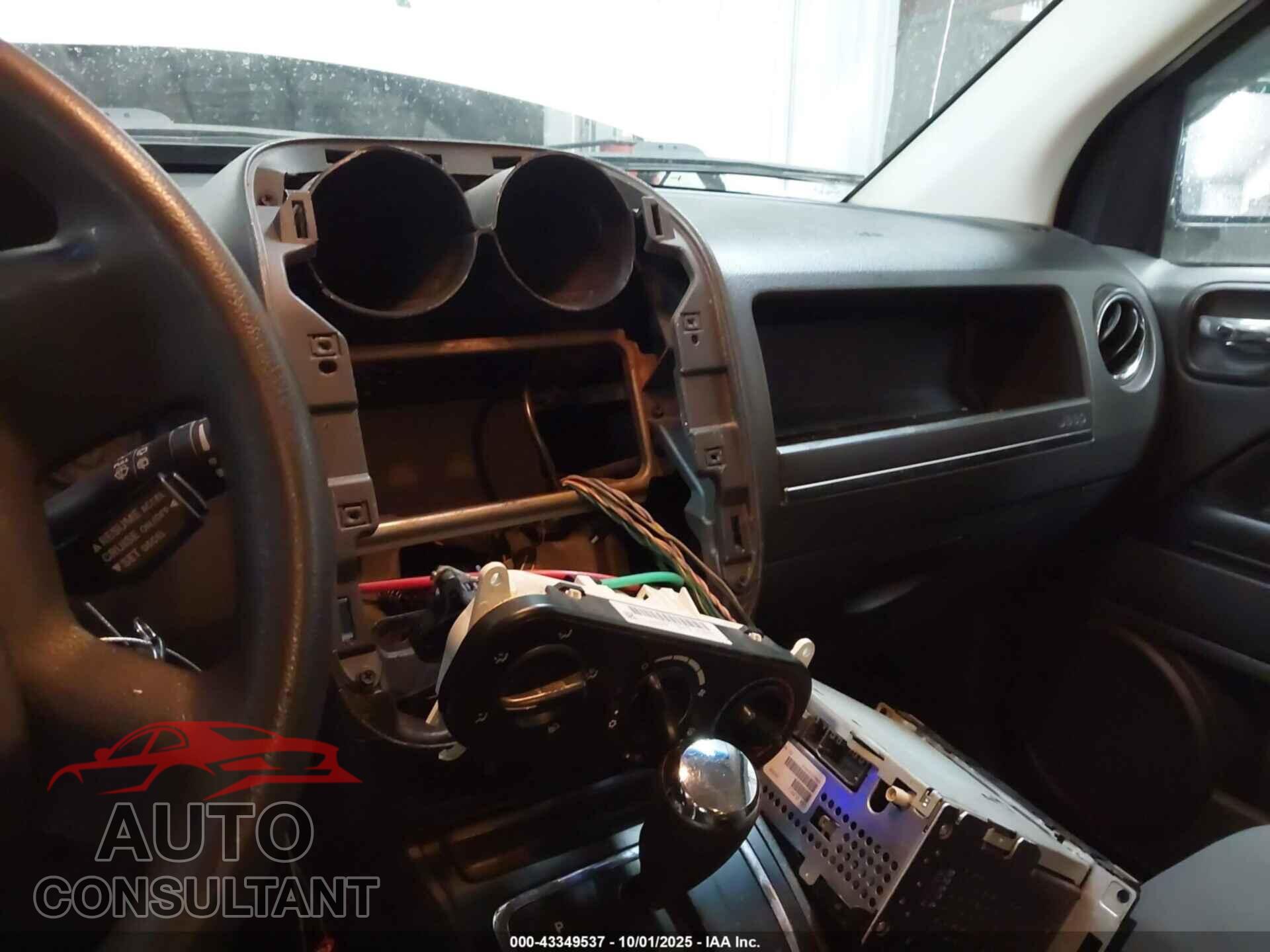 JEEP COMPASS 2009 - 1J4FF47B19D225535