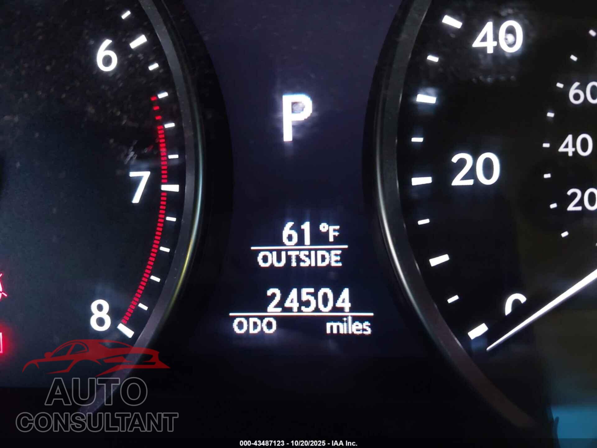 LEXUS LS 460 2017 - JTHCL5EF1H5029437