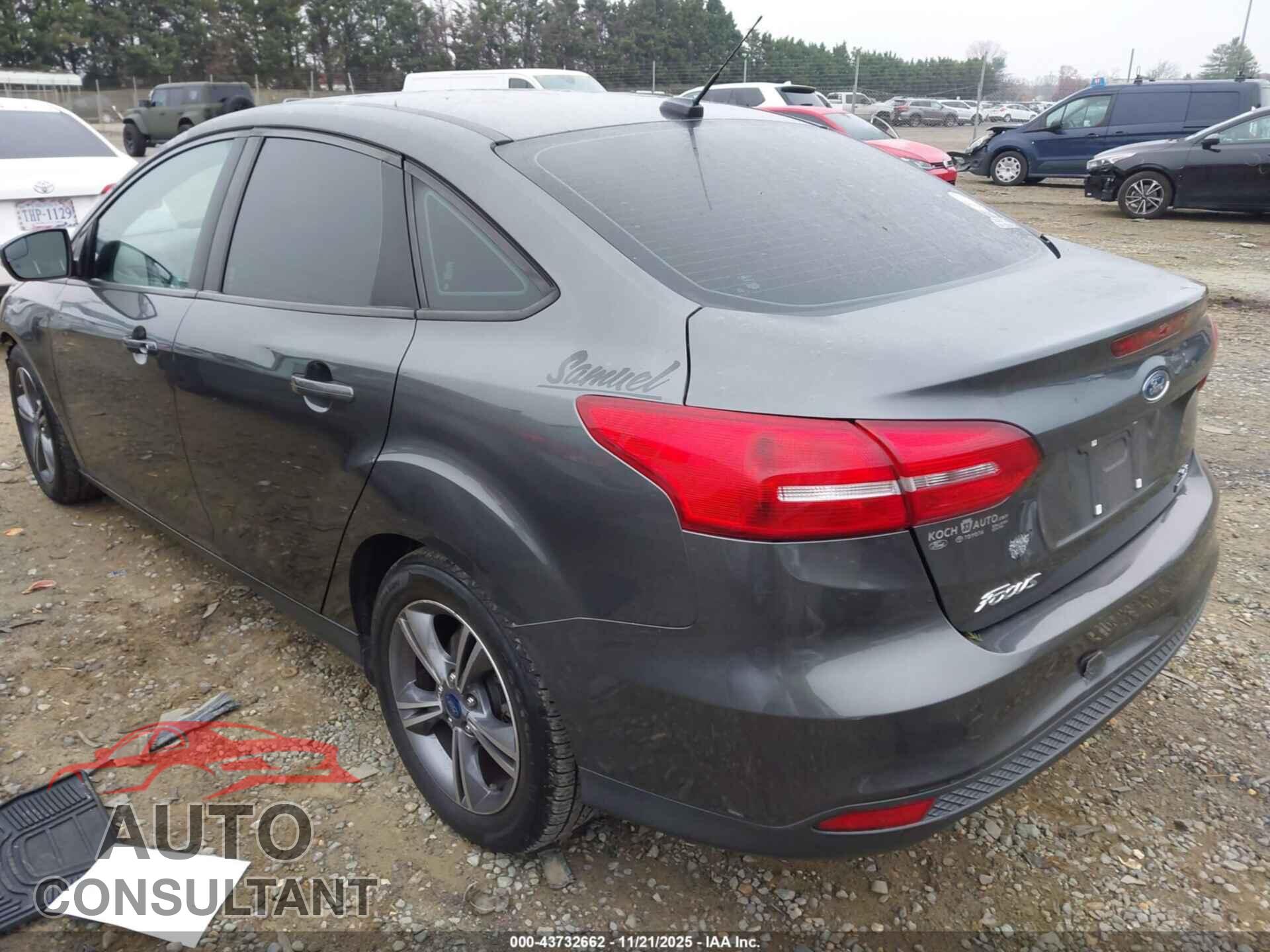 FORD FOCUS 2017 - 1FADP3FE7HL240857