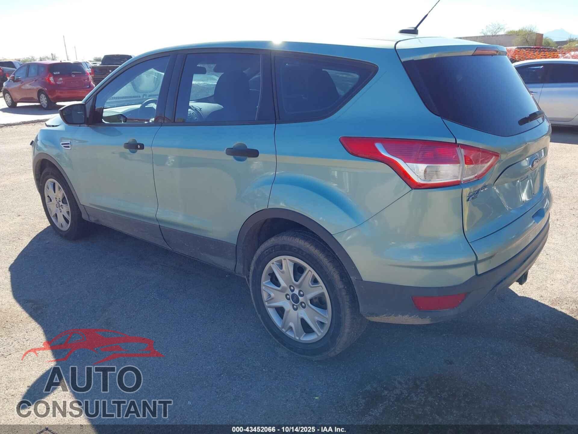 FORD ESCAPE 2013 - 1FMCU0F75DUB55837