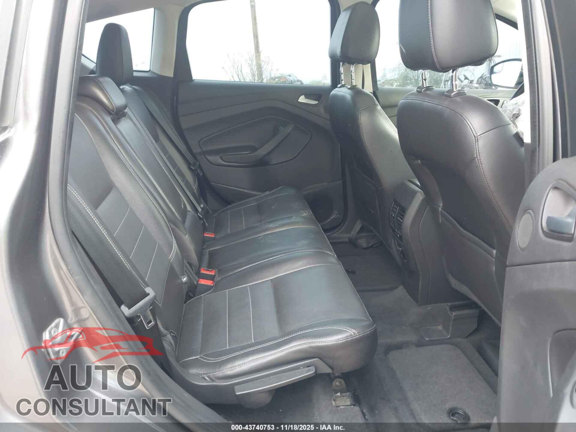 FORD C-MAX HYBRID 2013 - 1FADP5BU9DL515132
