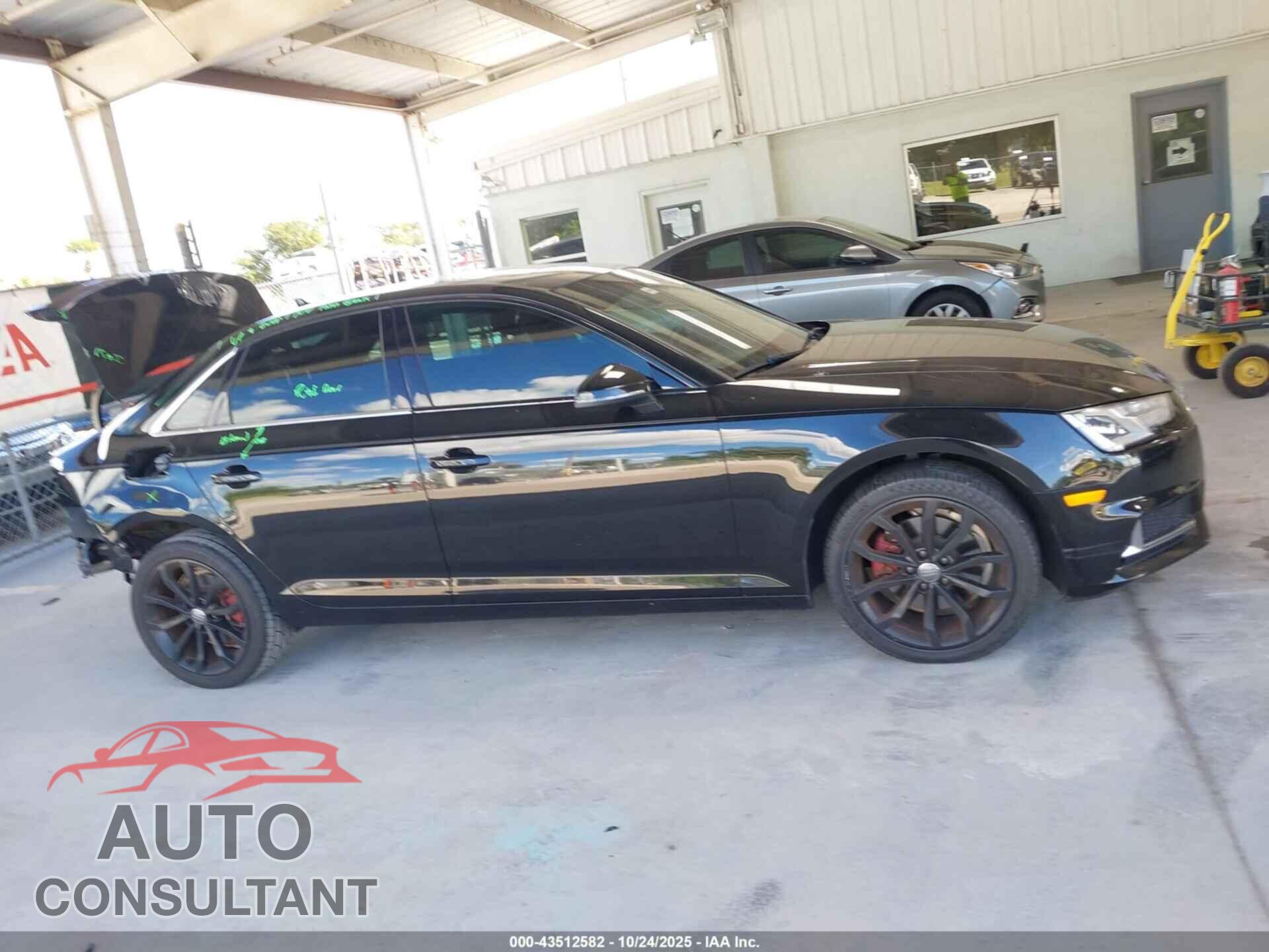 AUDI A4 2019 - WAUGMAF47KN010854