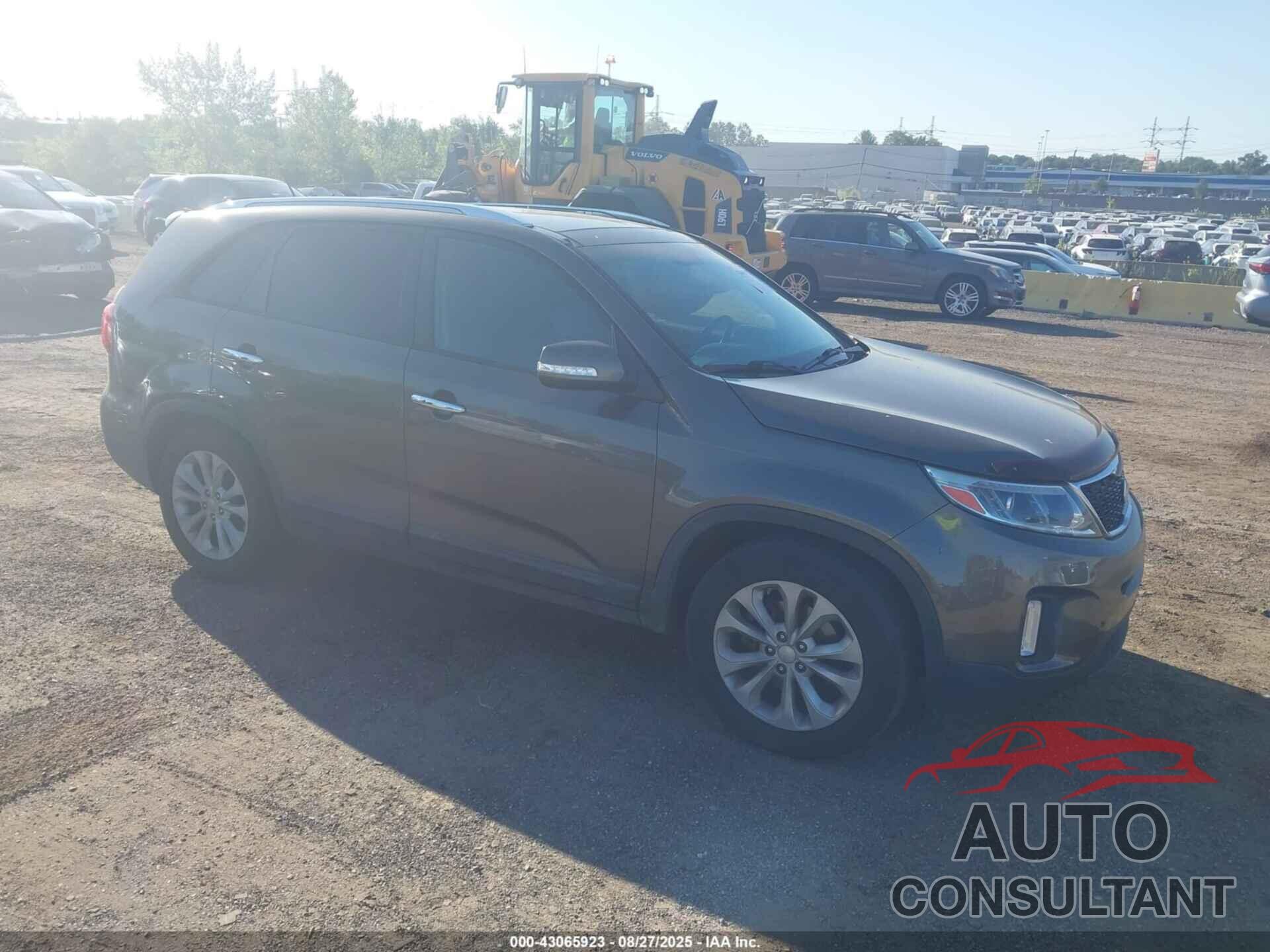 KIA SORENTO 2014 - 5XYKU4A73EG430607
