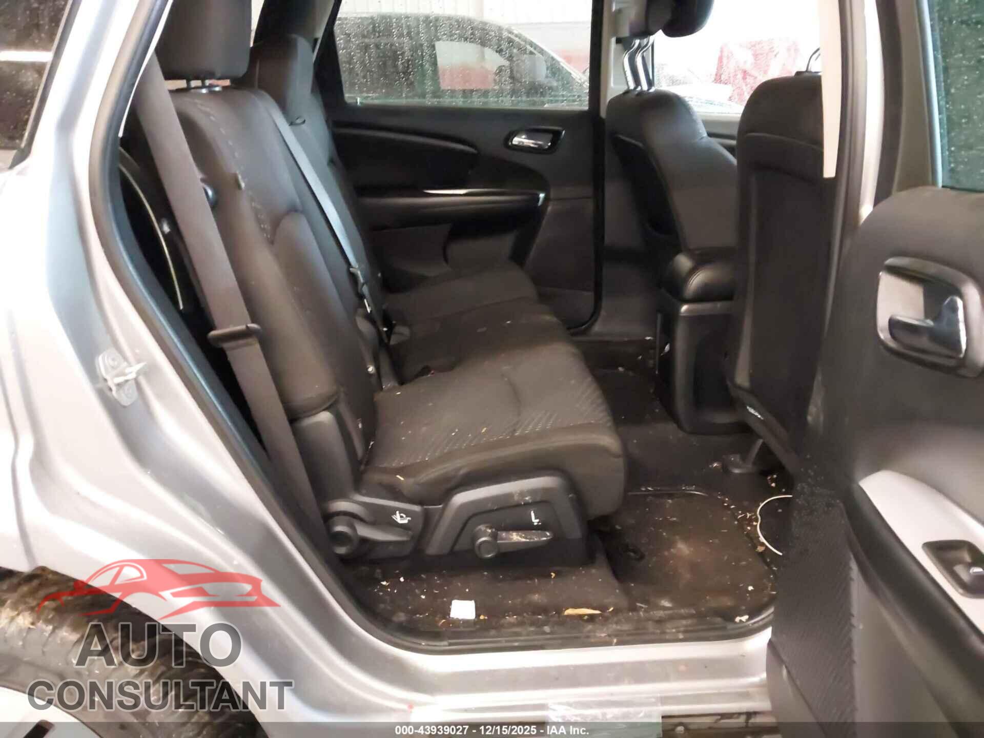 DODGE JOURNEY 2015 - 3C4PDCAB9FT577772