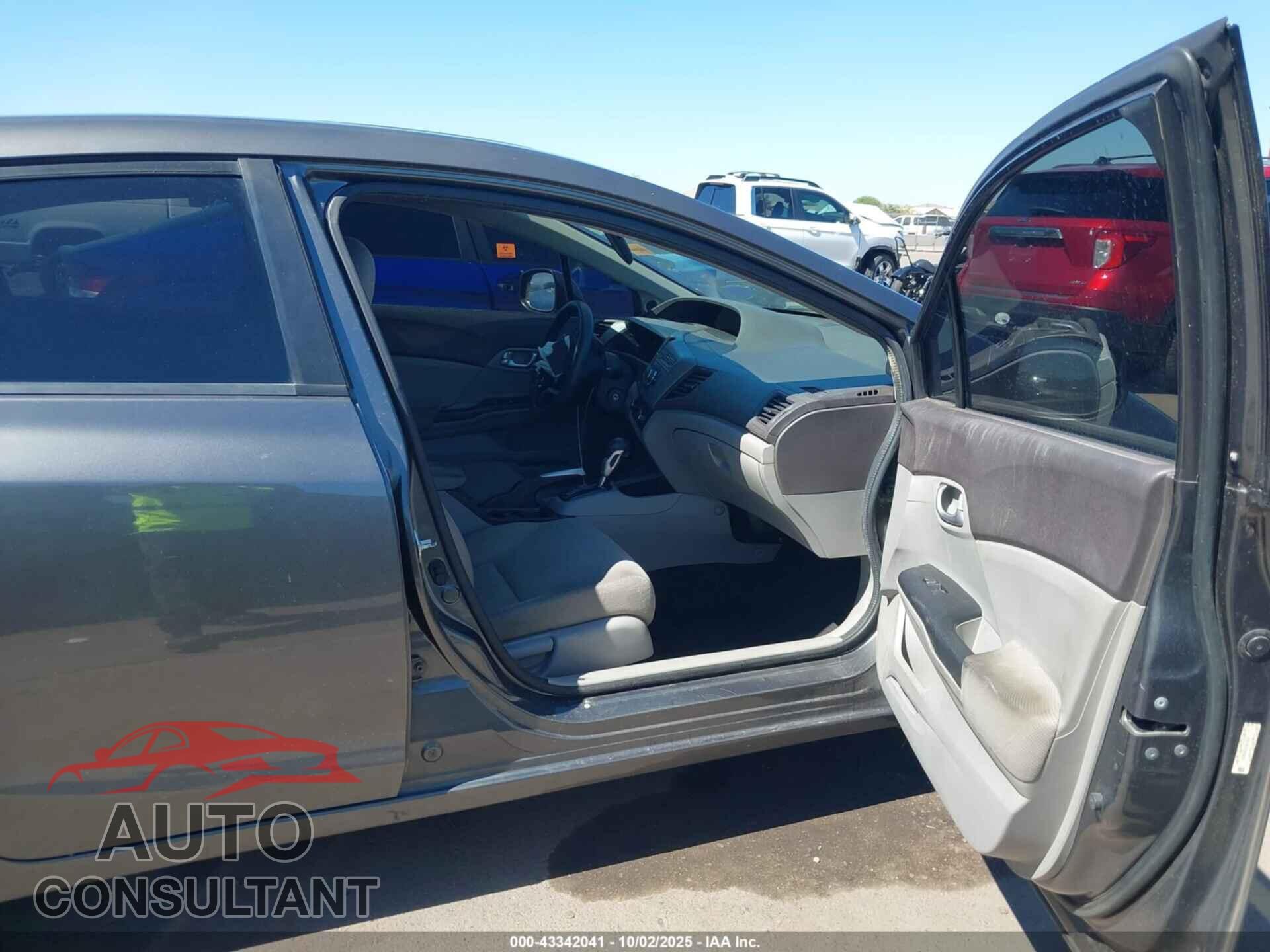 HONDA CIVIC 2012 - 2HGFB2F85CH601256
