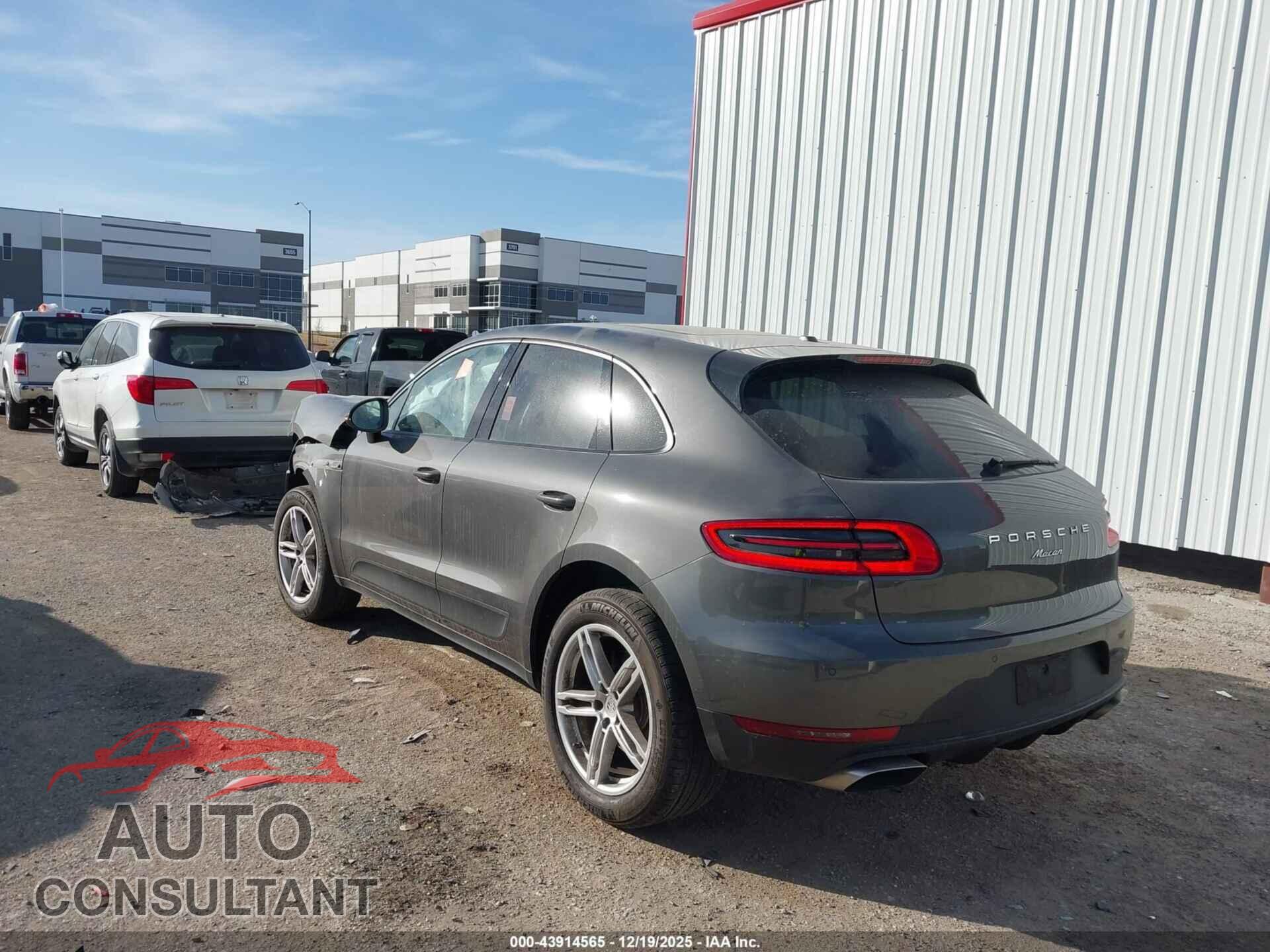 PORSCHE MACAN 2018 - WP1AA2A51JLB15423