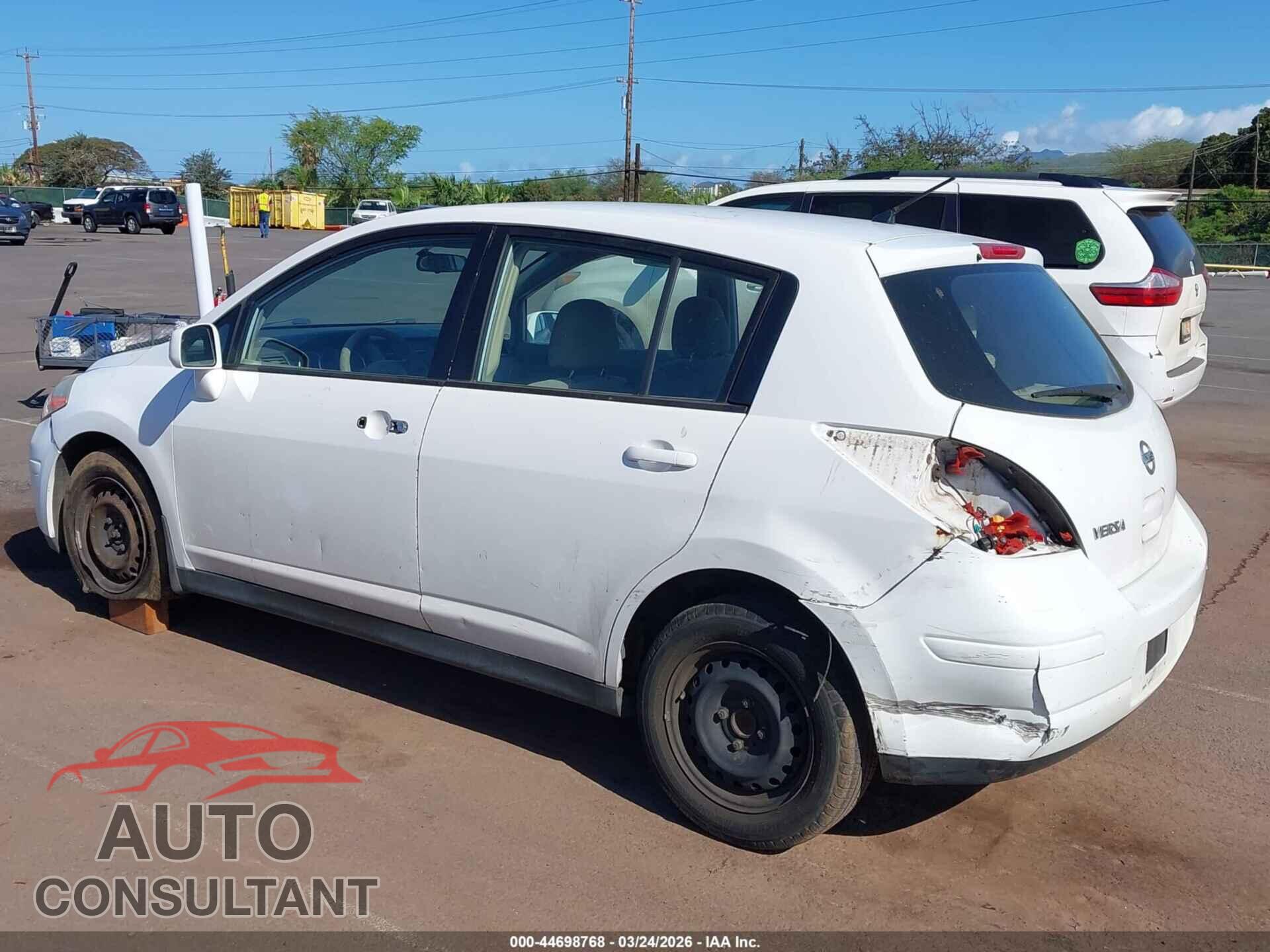 NISSAN VERSA 2011 - 3N1BC1CP8BL451815