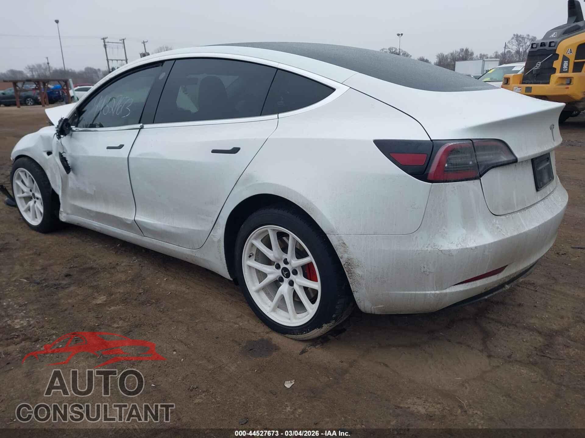 TESLA MODEL 3 2020 - 5YJ3E1EB5LF665657
