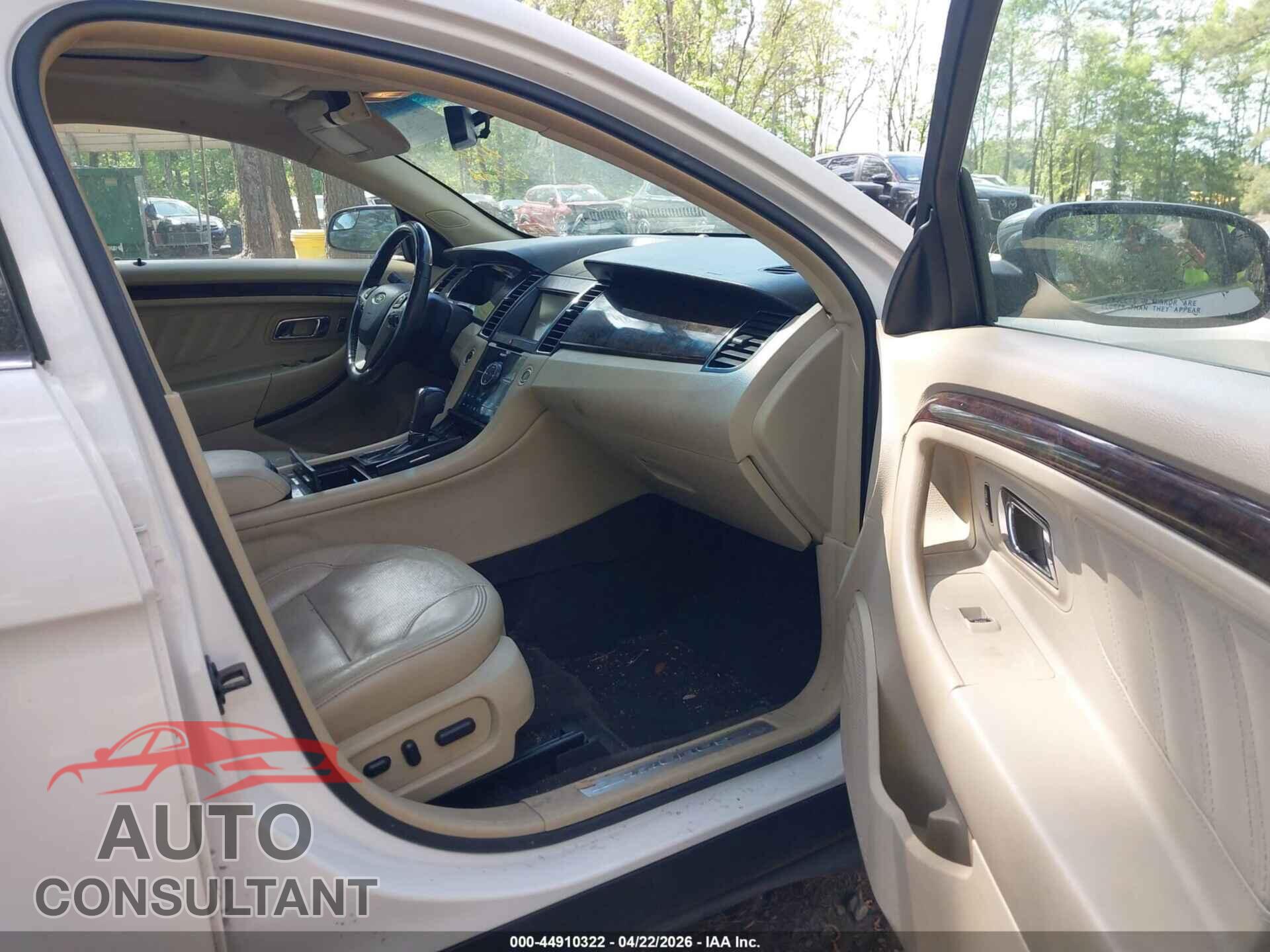 FORD TAURUS 2013 - 1FAHP2F81DG104619
