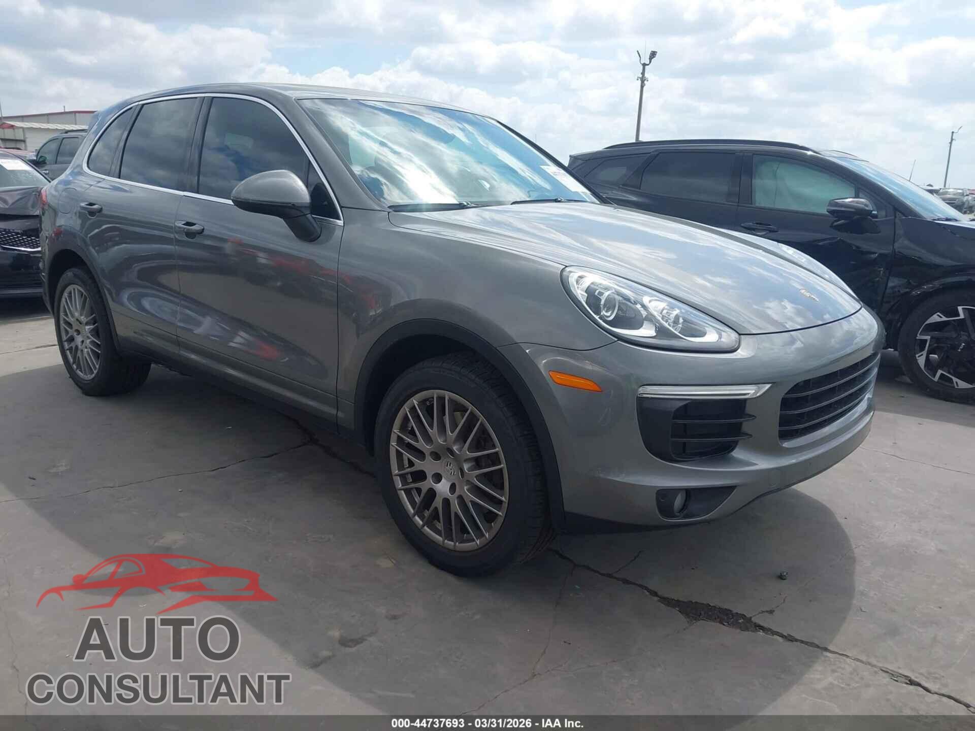 PORSCHE CAYENNE 2016 - WP1AA2A26GLA00699