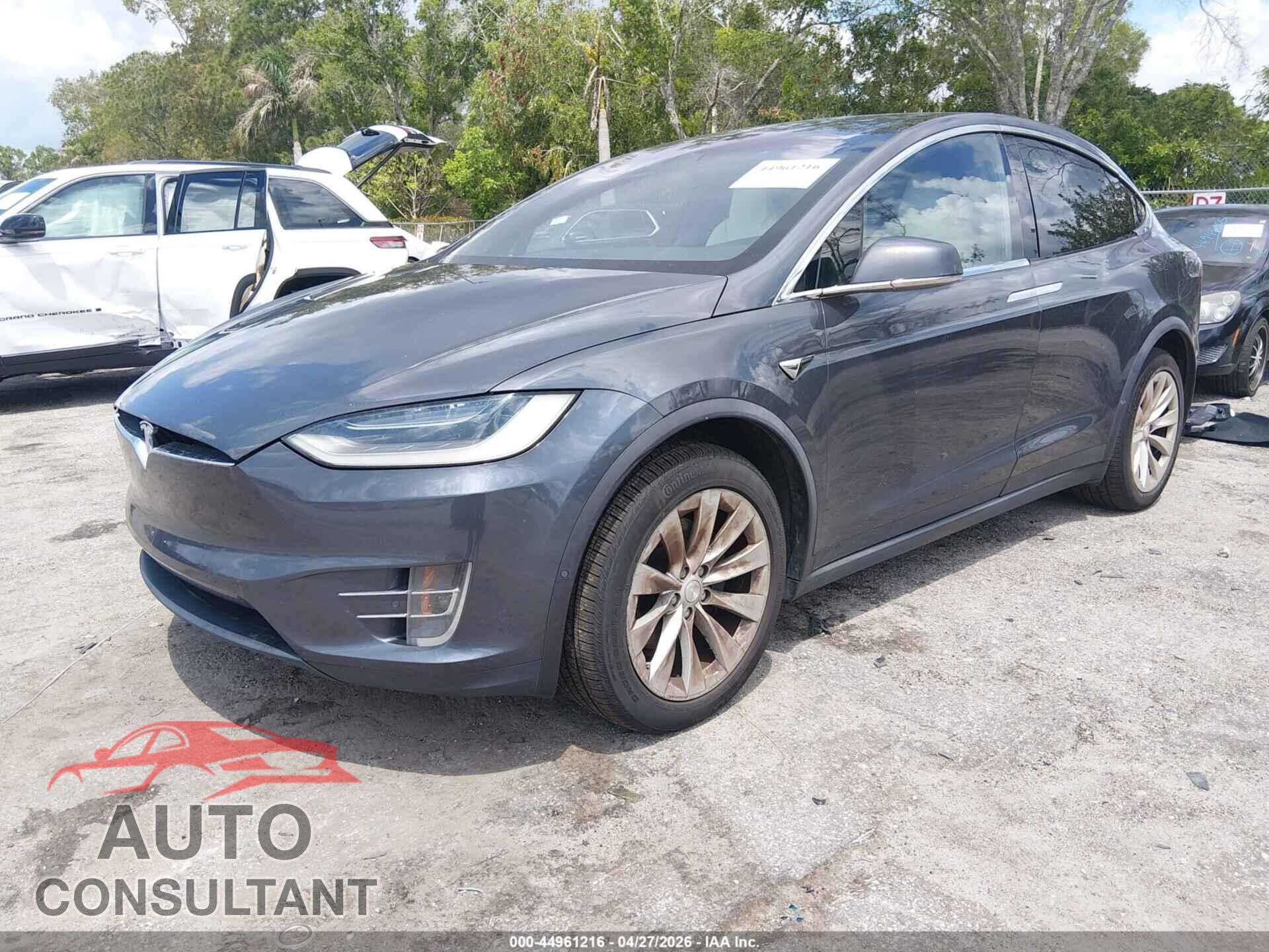TESLA MODEL X 2017 - 5YJXCBE21HF039270