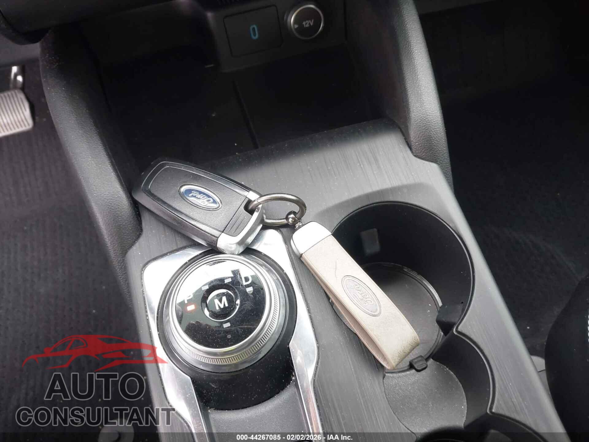 FORD ESCAPE 2020 - 1FMCU9J95LUA22331
