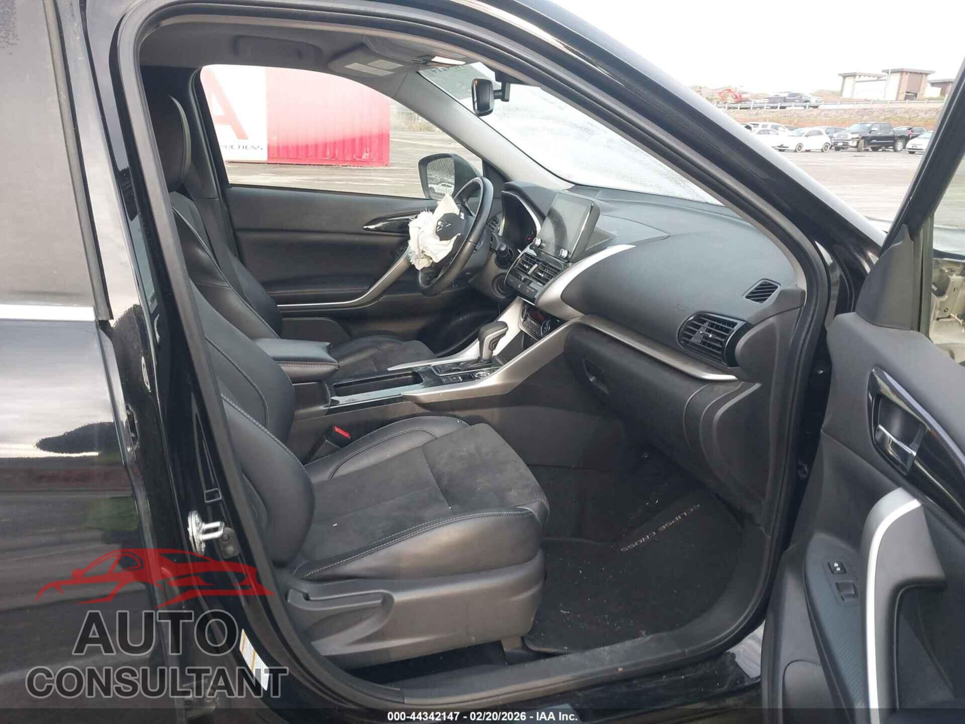 MITSUBISHI ECLIPSE CROSS 2022 - JA4ATWAA2NZ001427