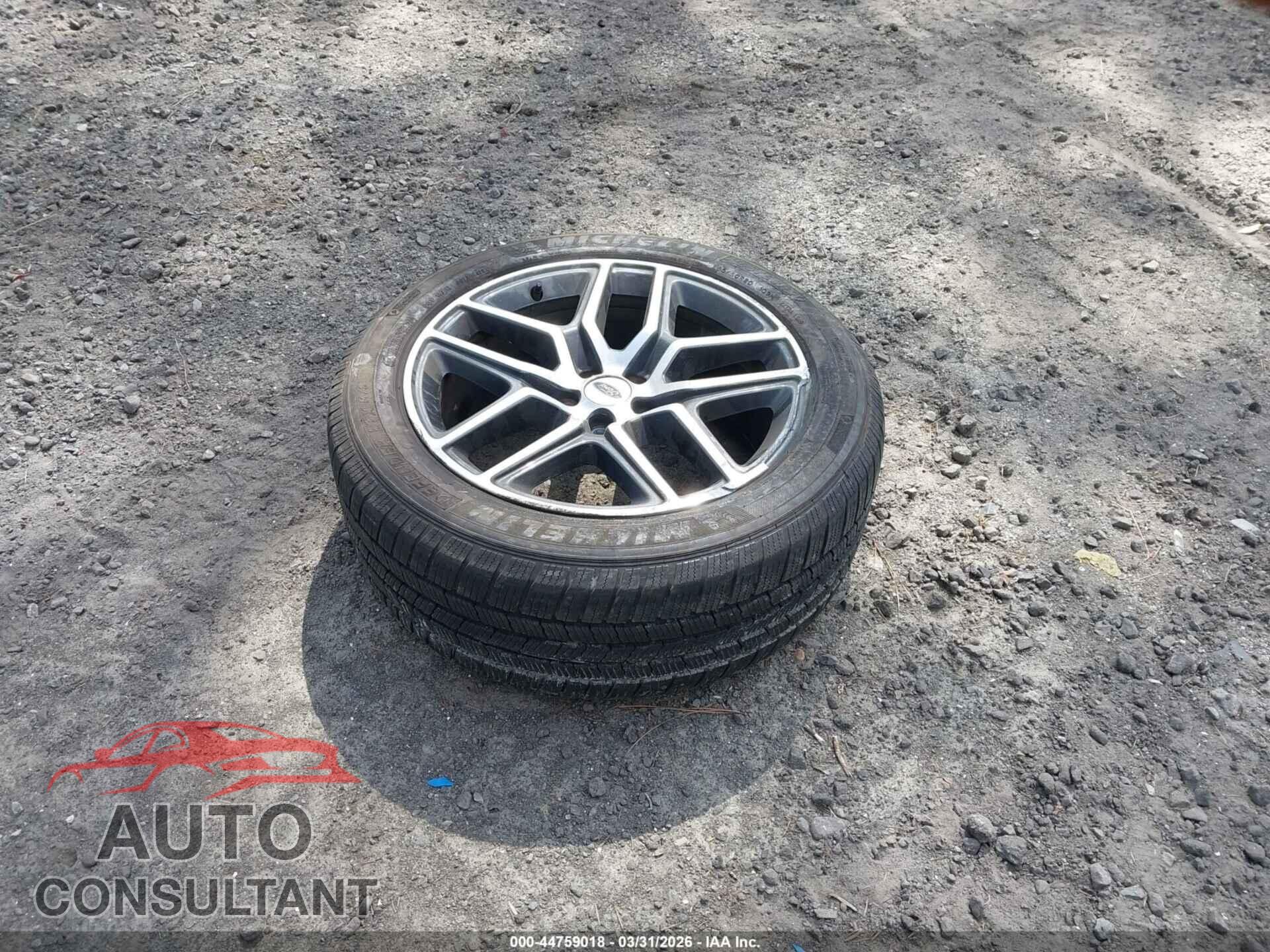 FORD EXPLORER 2018 - 1FM5K8GT8JGB27629