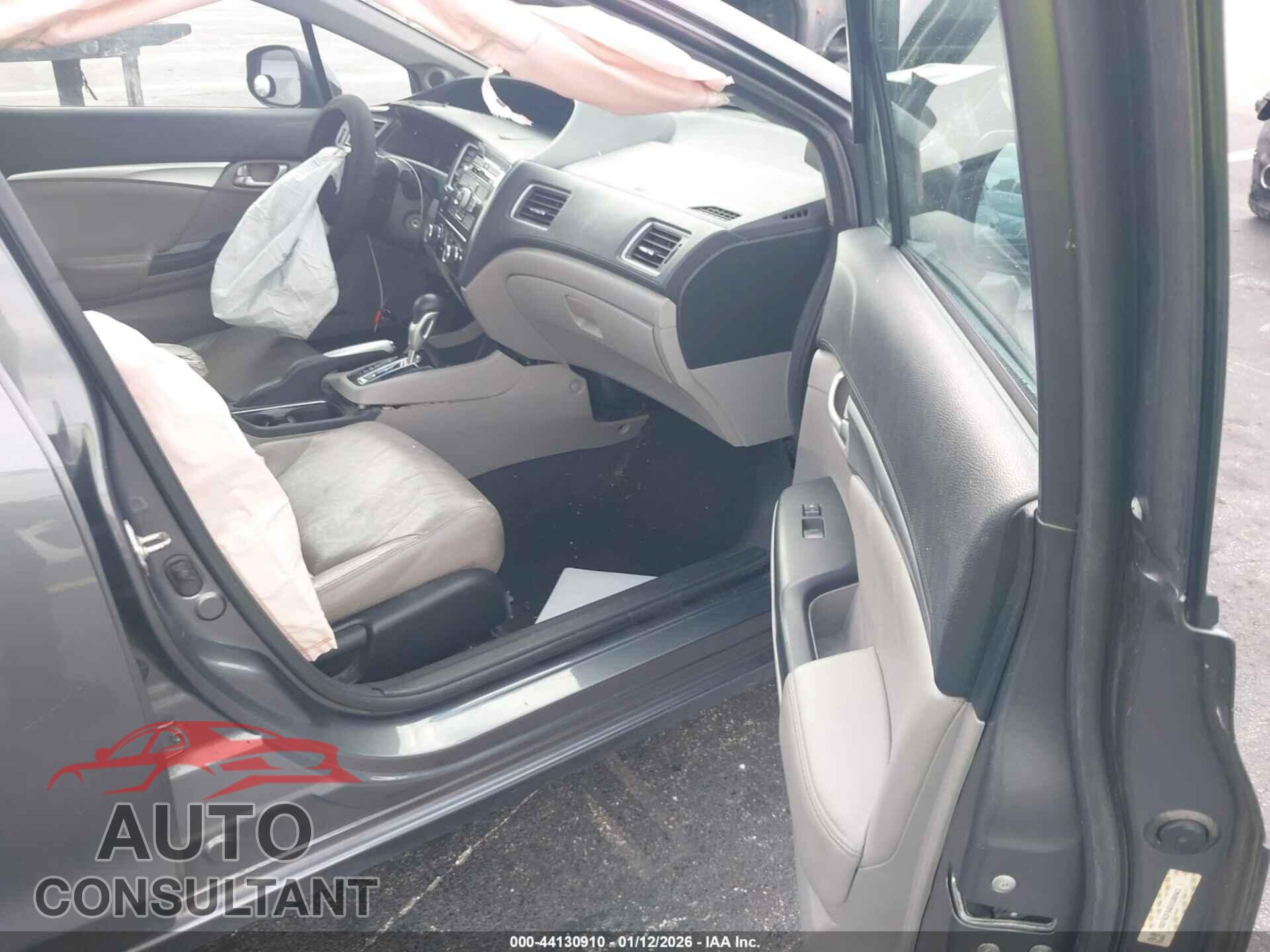 HONDA CIVIC 2013 - 19XFB2F94DE088943