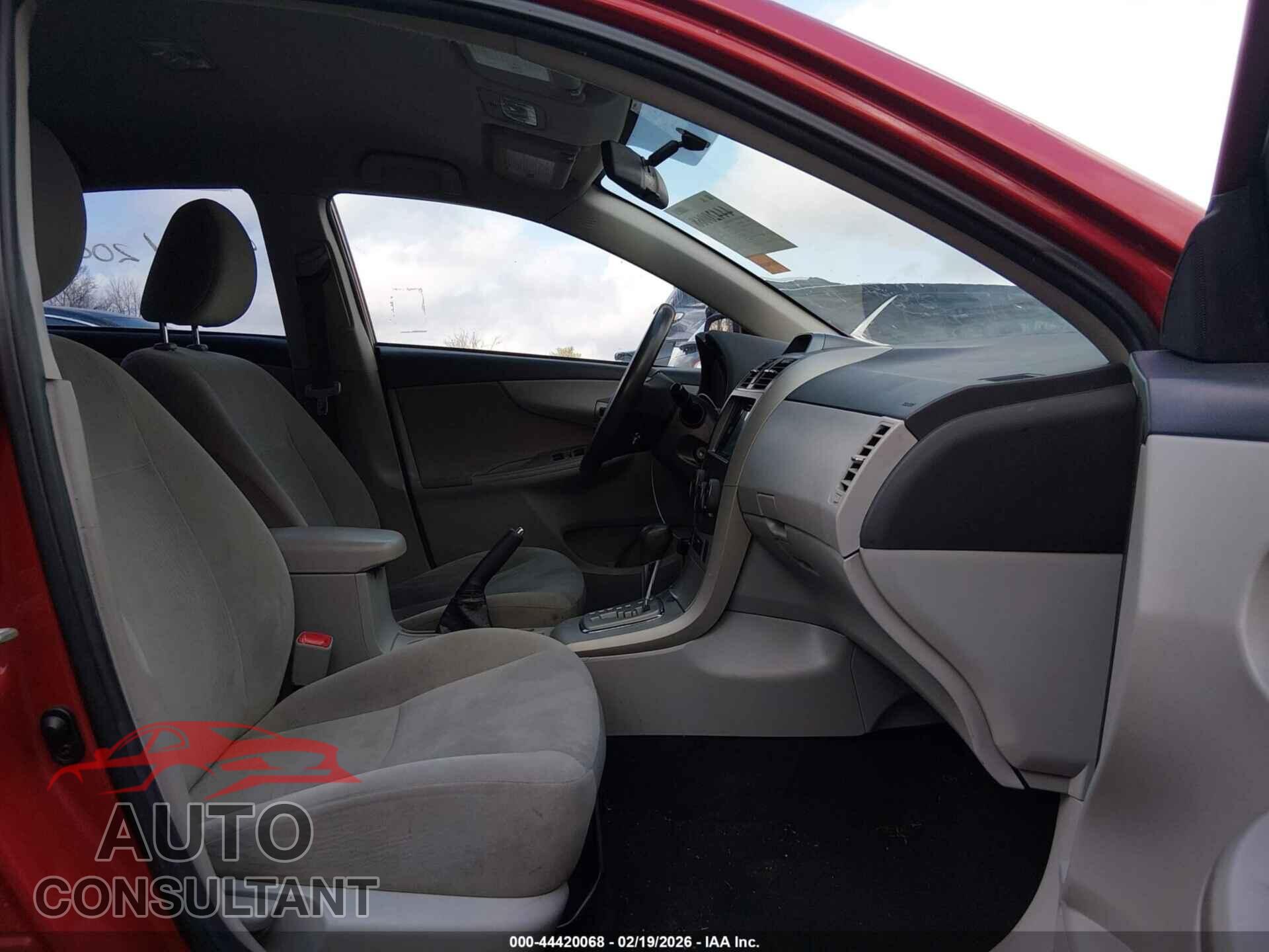 TOYOTA COROLLA 2013 - 2T1BU4EE2DC965947