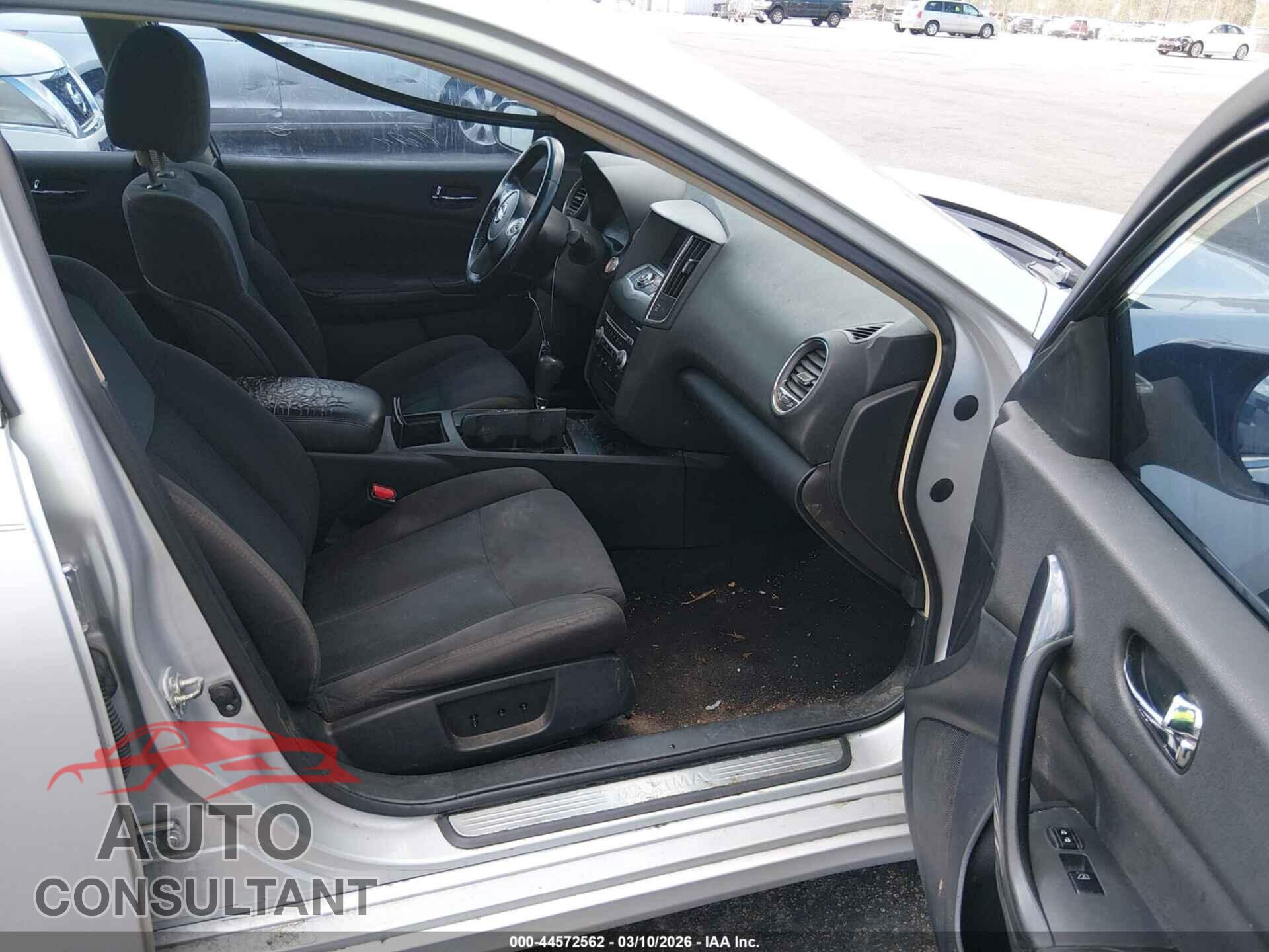 NISSAN MAXIMA 2013 - 1N4AA5AP1DC804327